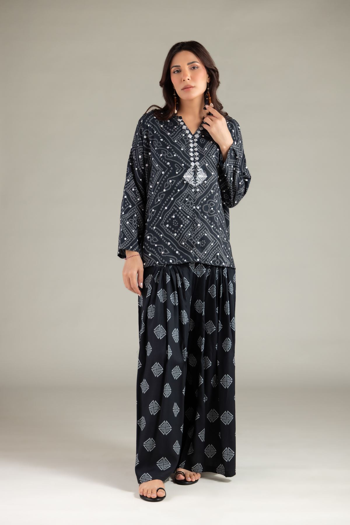 Embroidered Viscose Crepe Blouse - 6-26-104-A-E-VG