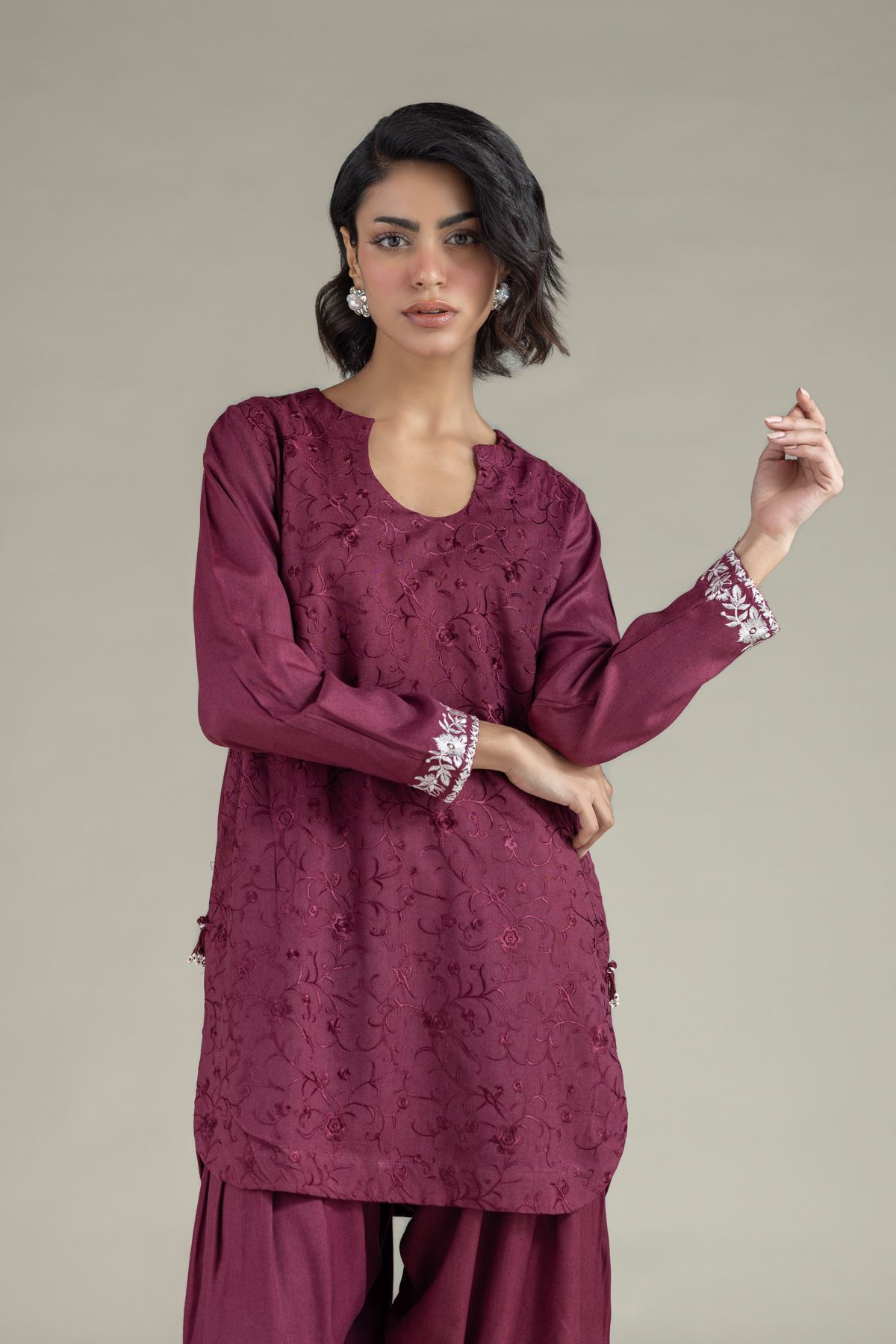 Embroidered Heavy Blended Viscose Floral Short Kurta - 25-09-9S1-04TA-VG