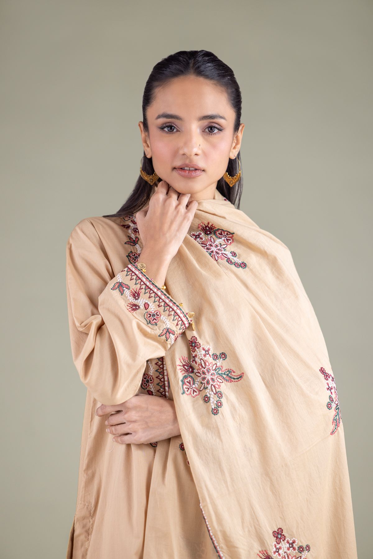 Embroidered Lawn Floral Draped Dupatta - 1-26-112-A-D-VG