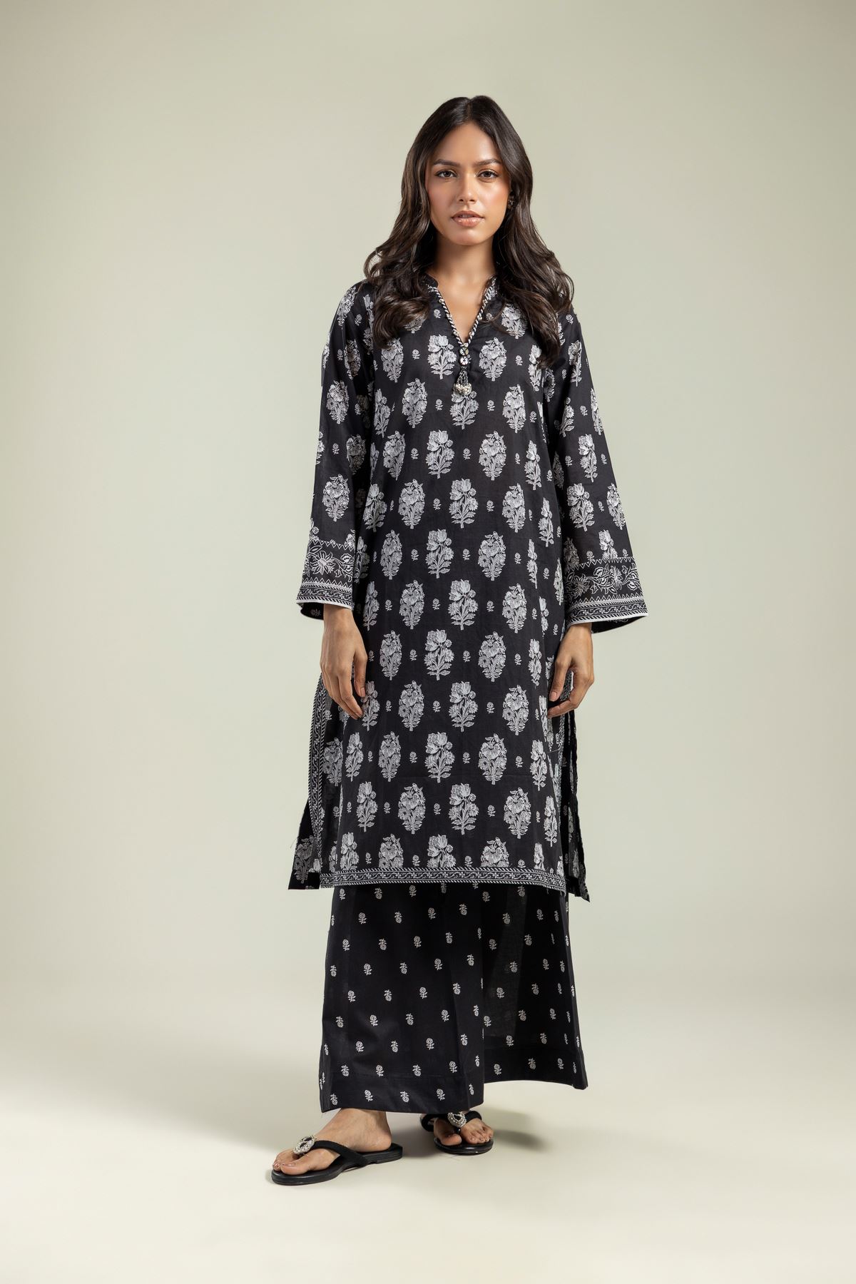Printed Cambric Black Longline Kurta - 26-01-1E5-08TB-VG