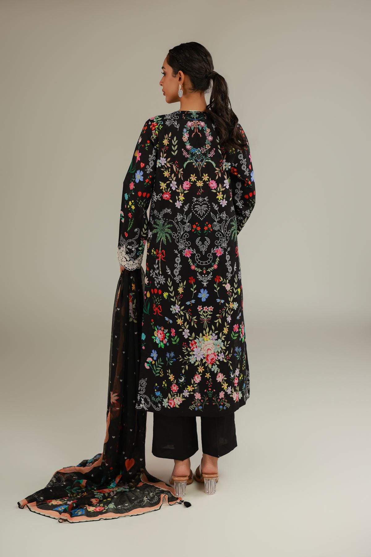 Embroidered Cambric Black Tailored 3-Piece - T-A22-26-218FE1-VG