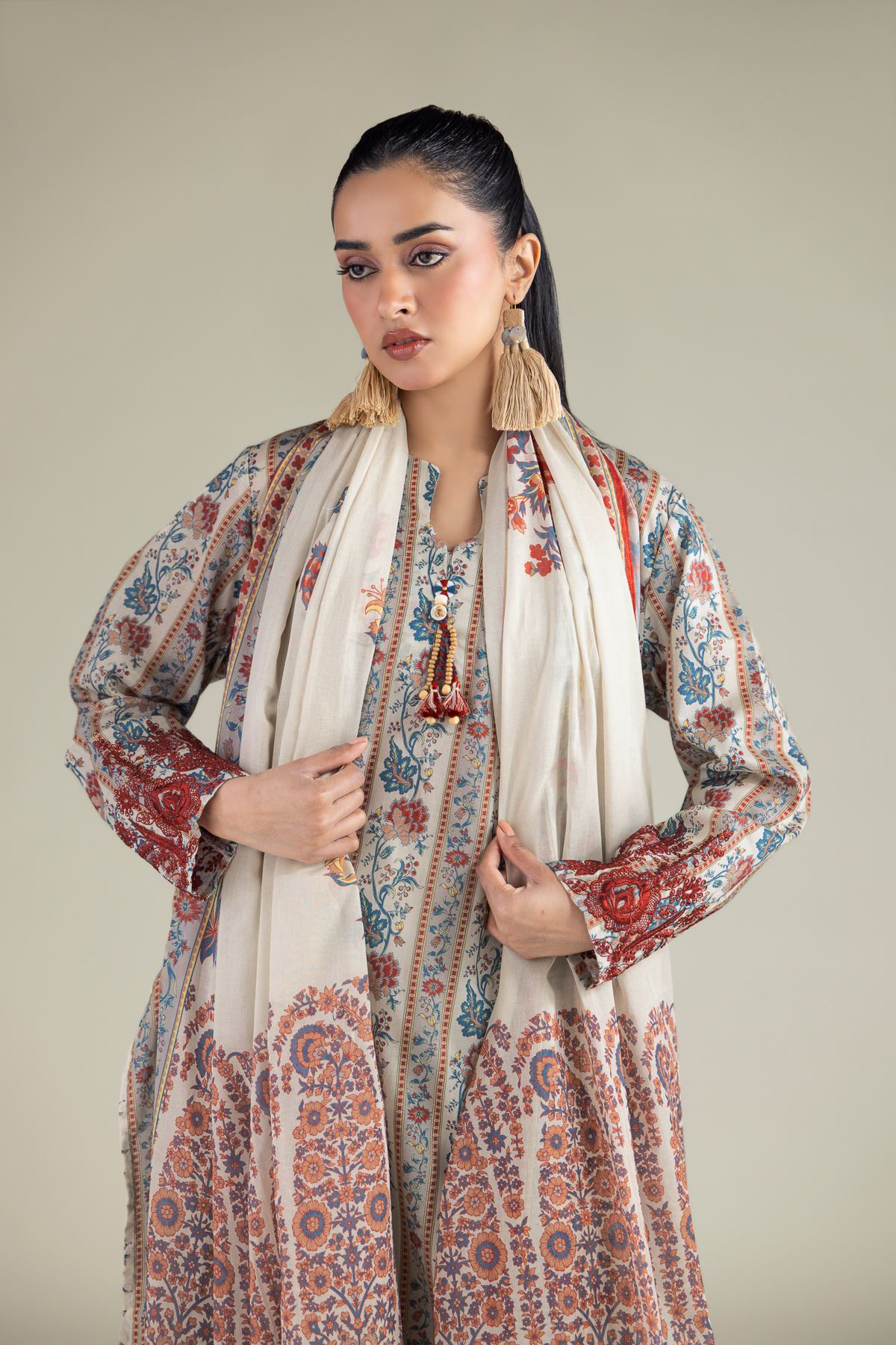 Embroidered Lawn 3-Piece Tailored Lawn - A11-26-118FI2-VG