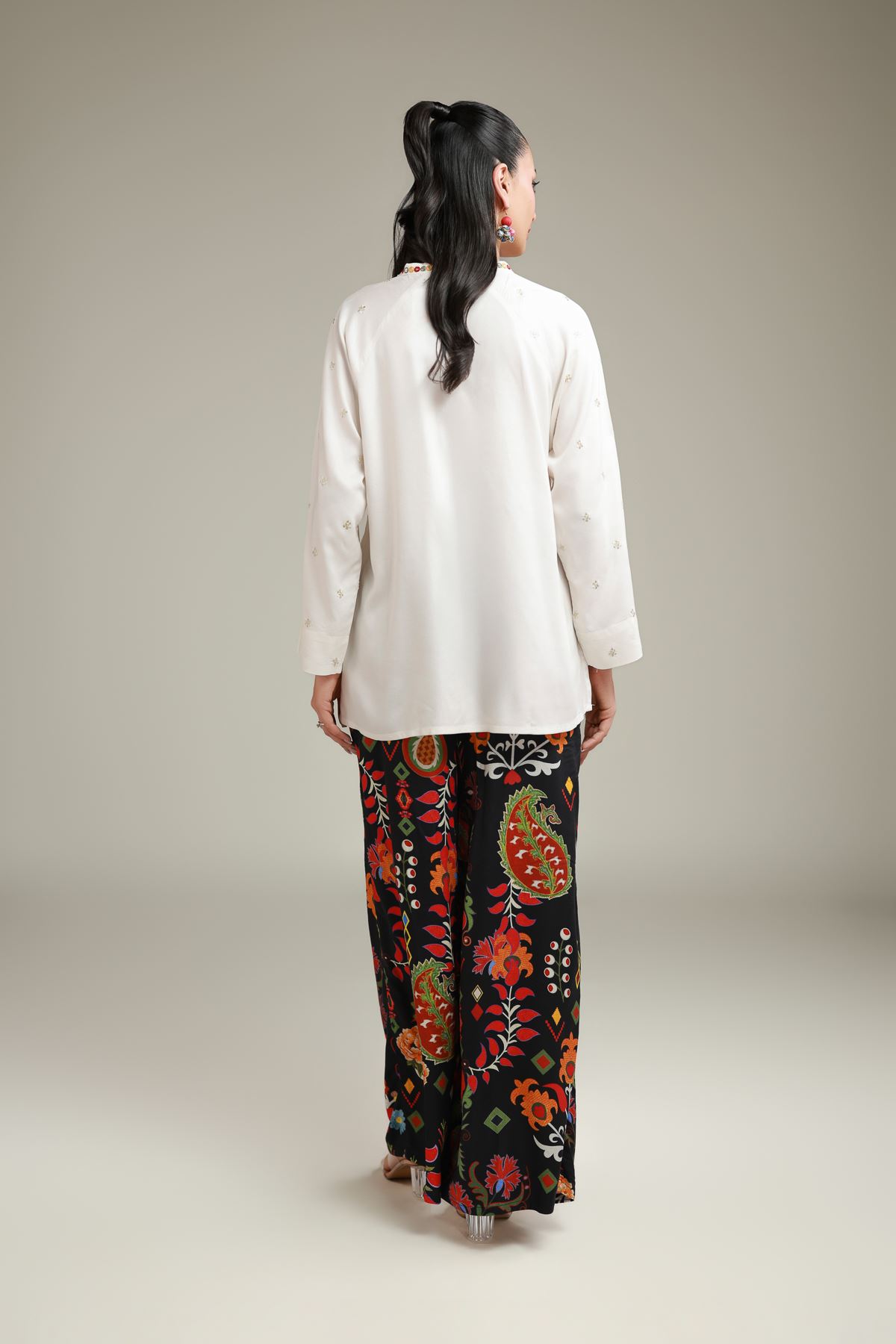 Embroidered Viscose Crepe Viscose V-Neck Tunic - 6-26-103-A-D-VG