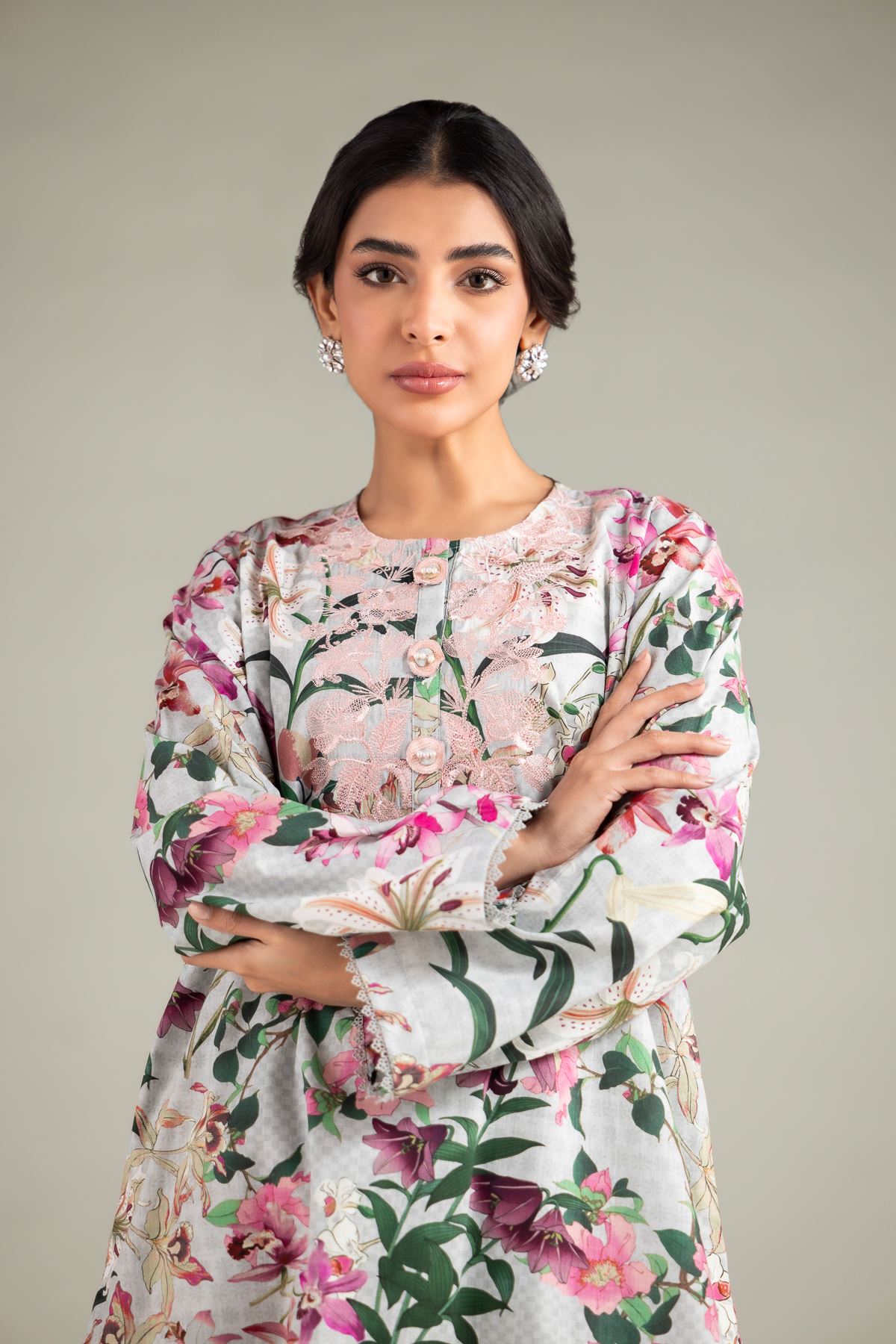 Embroidered Textured Cotton Kurta - 26-01-3E9-06TA-VG