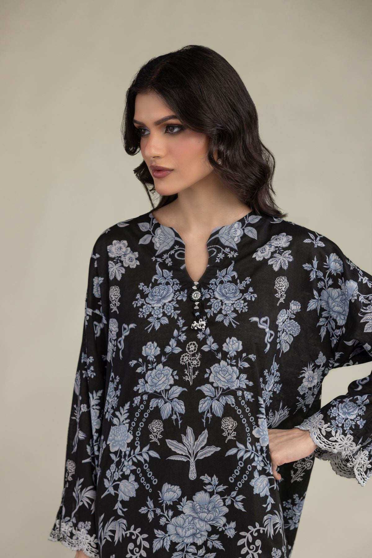 Embroidered Lawn Black Lawn Kurta - 8-26-303-A-C1-VG