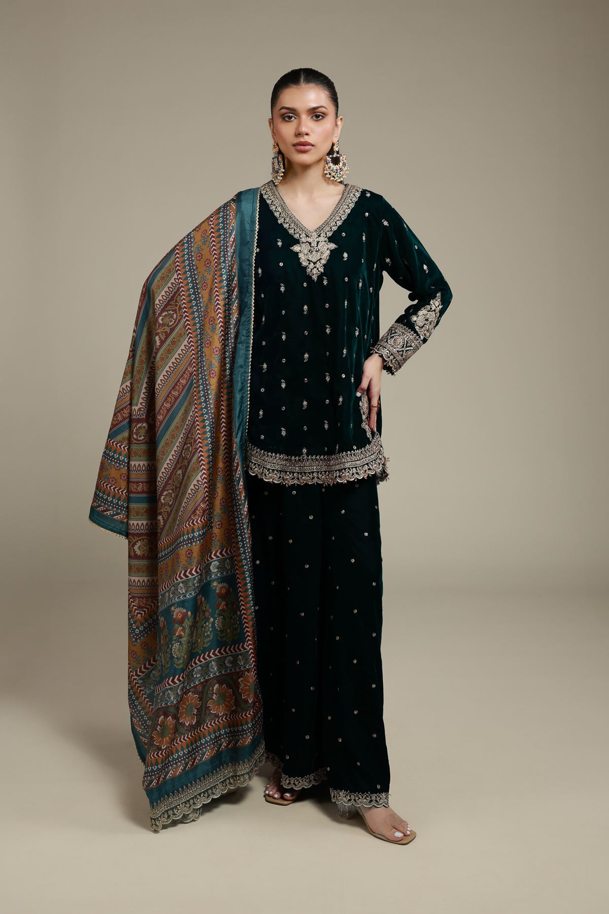 Embroidered Velvet 3 Piece Co-ord Set - 5-26-103-F-F-VG