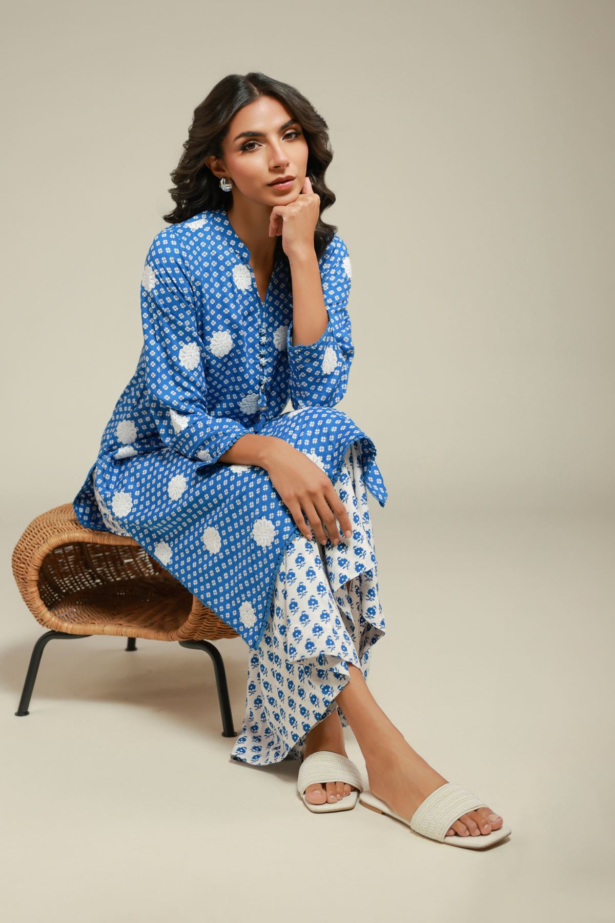 Embroidered Viscose Kurta - 1-26-102-A-H-VG