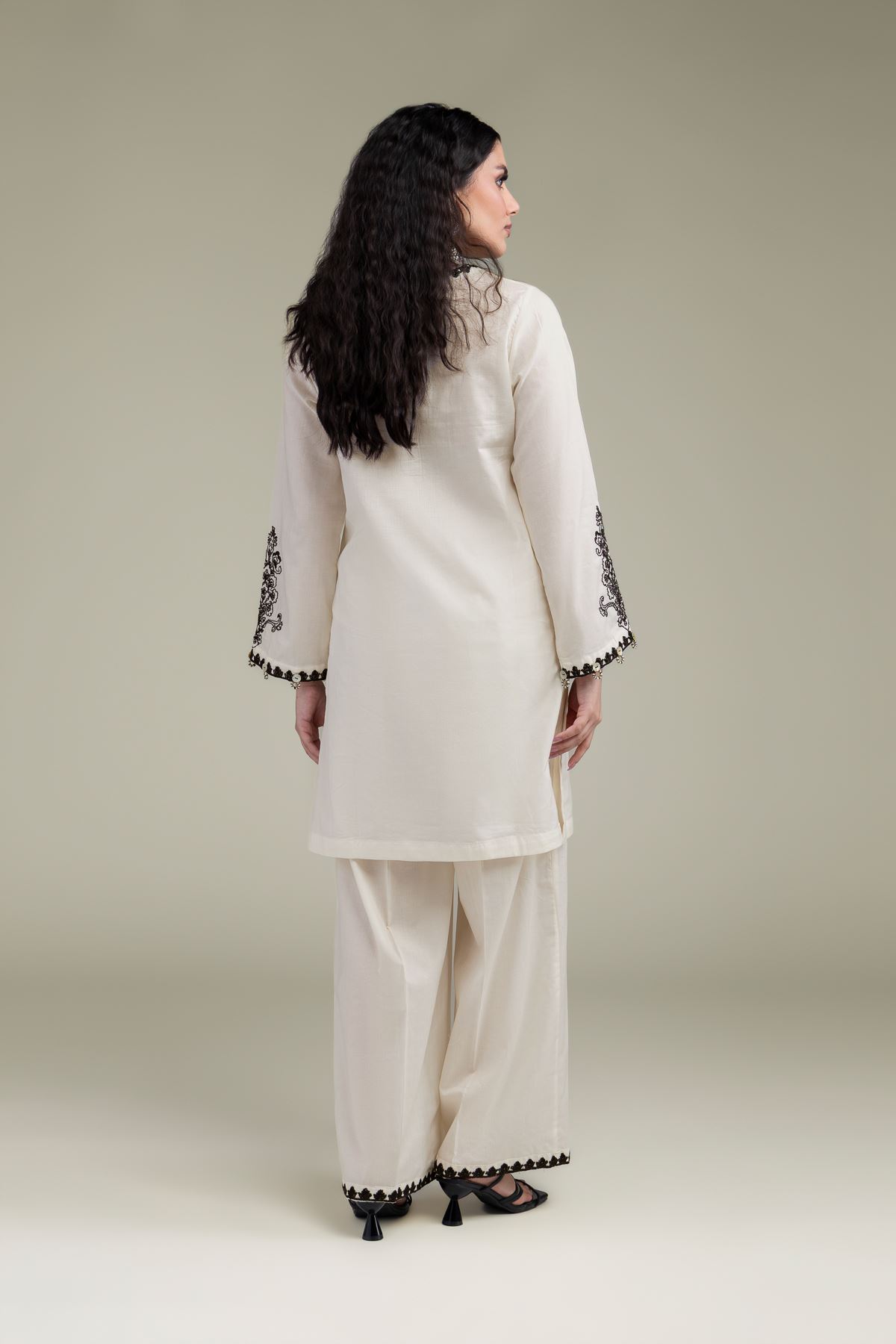 Embroidered Cotton Dobby Floral Cotton Kurta - T-A11-26-108FB1-VG