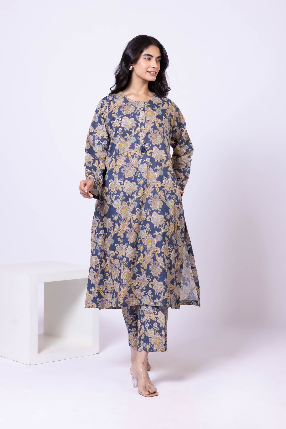 Printed Khaddar Pants - 1-26-223-A-A1-VG