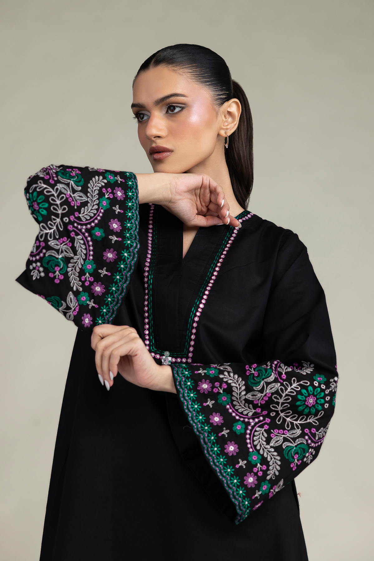 Embroidered Cambric Black Cambric Kurta - 1-26-303-A-D1-VG