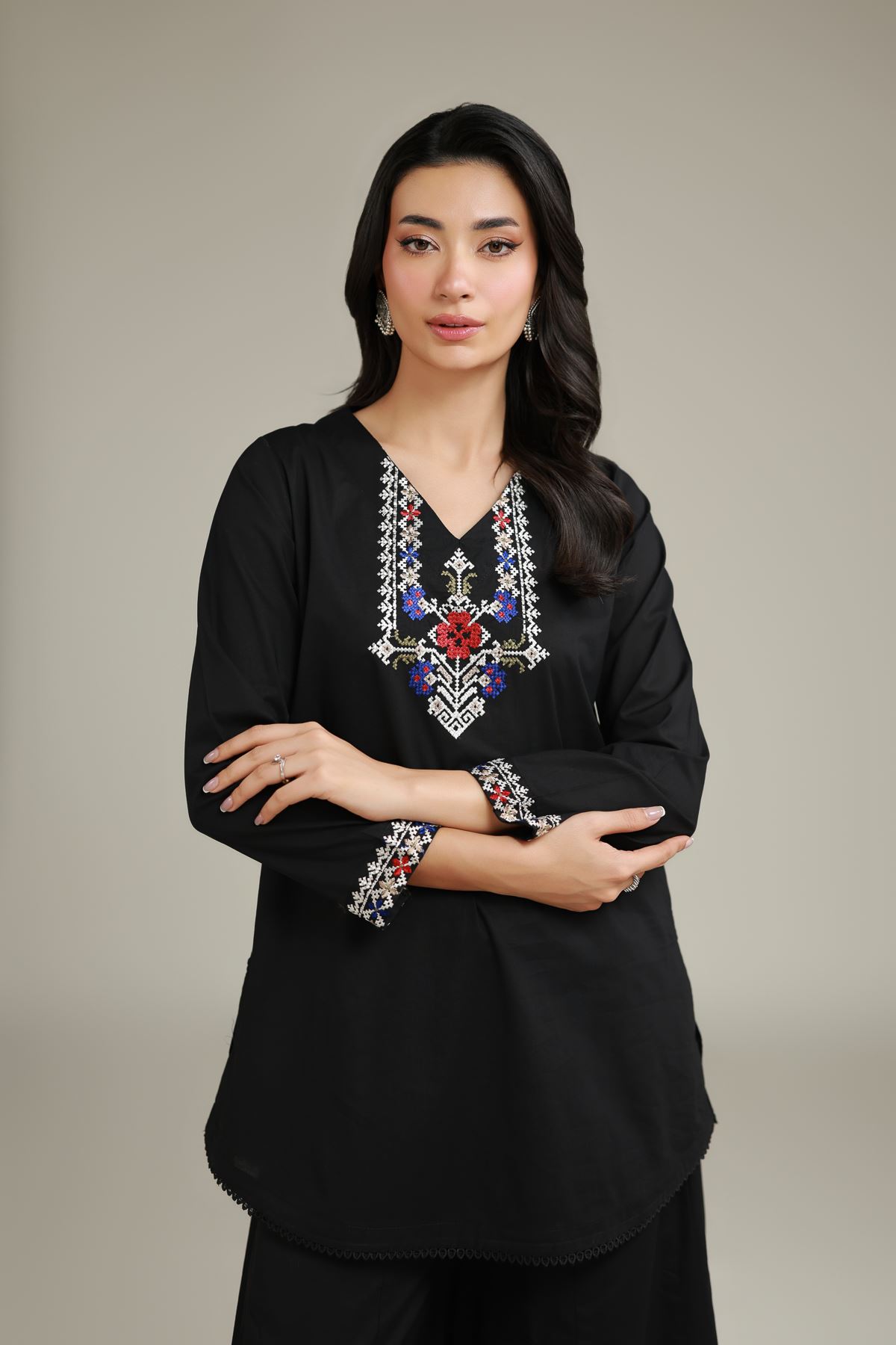 Embroidered Cambric Black Cambric Kurta - 1-26-129-A-E-VG