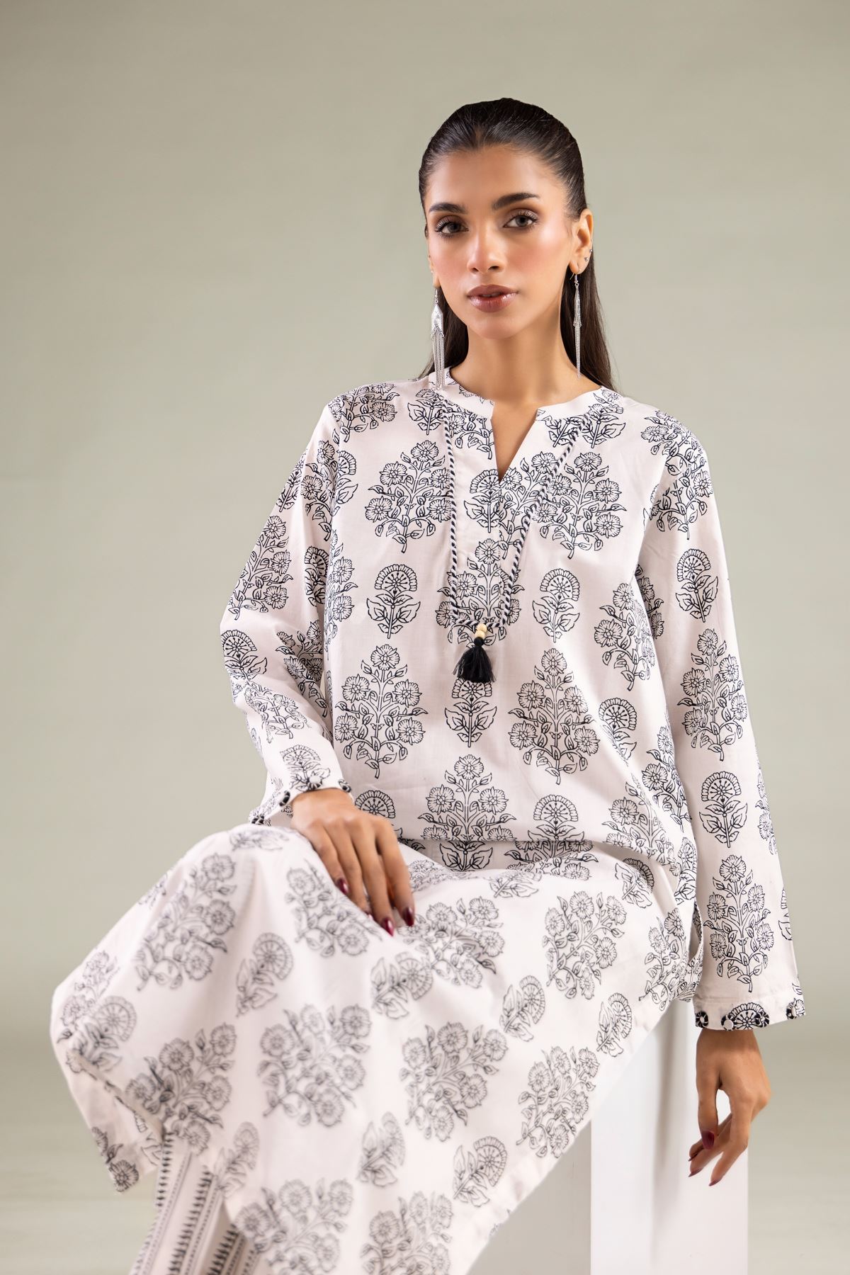 Printed Cambric Floral V-Neck Kurta - 1-26-129-A-D-VG