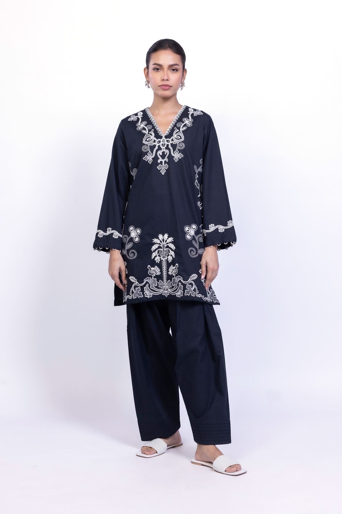 Embroidered Cotton Dobby Kurta - 2-26-101-A-D-VG