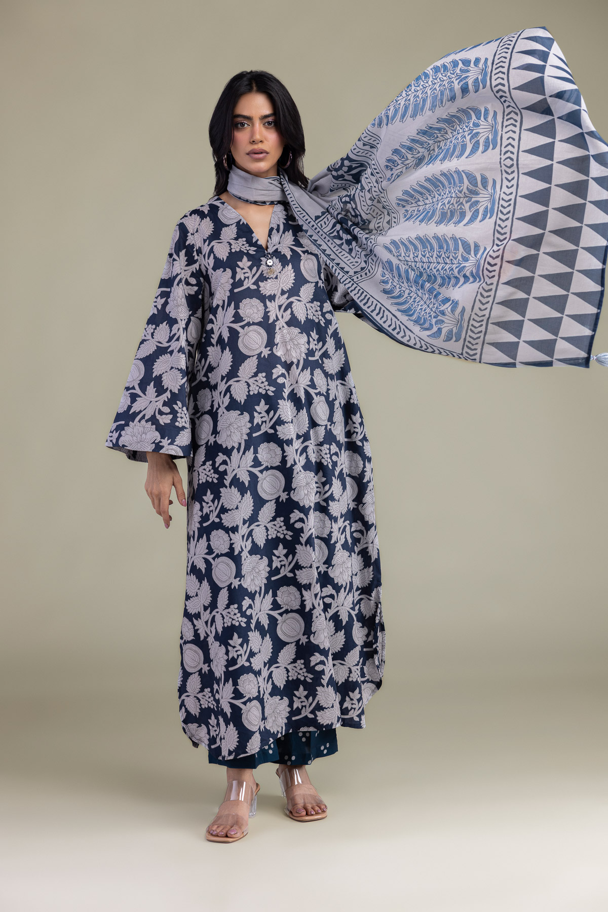 Printed Lawn Printed Cambric Dupatta - 1-26-102-A-F-VG