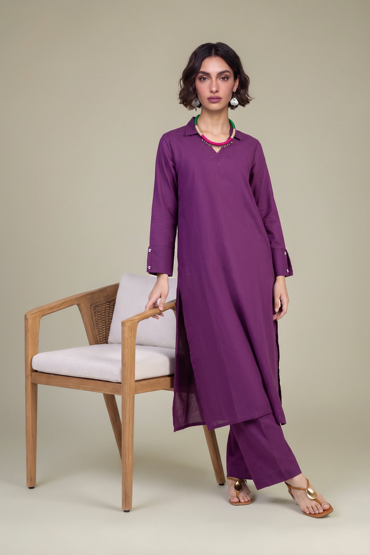 Dyed Poplin Poplin V-Neck Kurta - 1-26-408-A-A1-VG