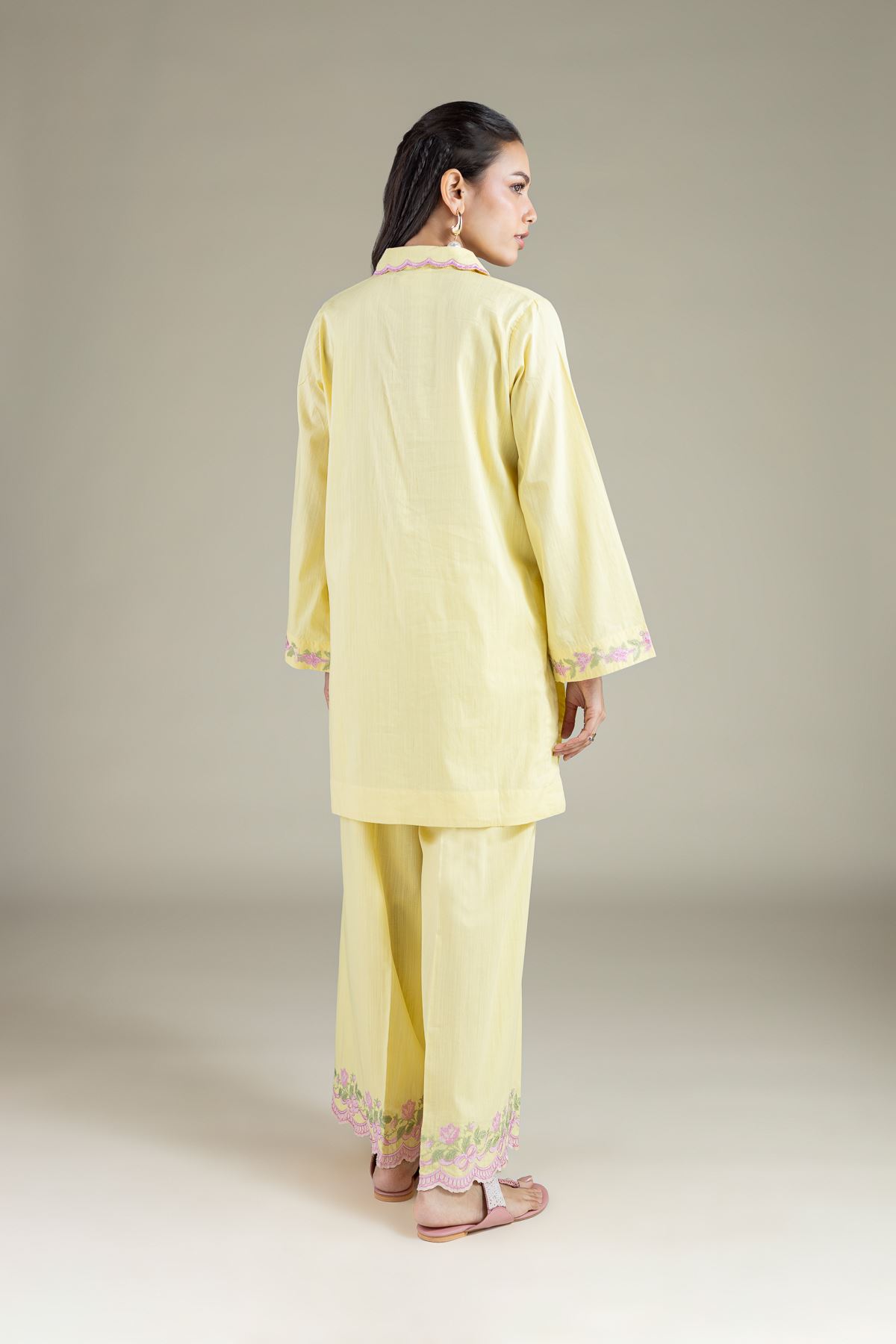 Embroidered Textured Cambric Floral V-Neck Kurta - 1-26-143-A-H-VG