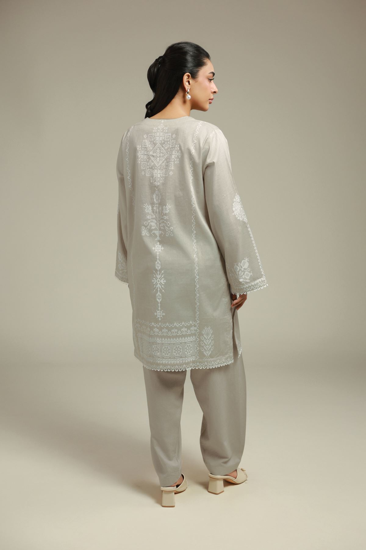 Printed Lawn Lawn Tailored Set - 8-26-205-A-A1-VG