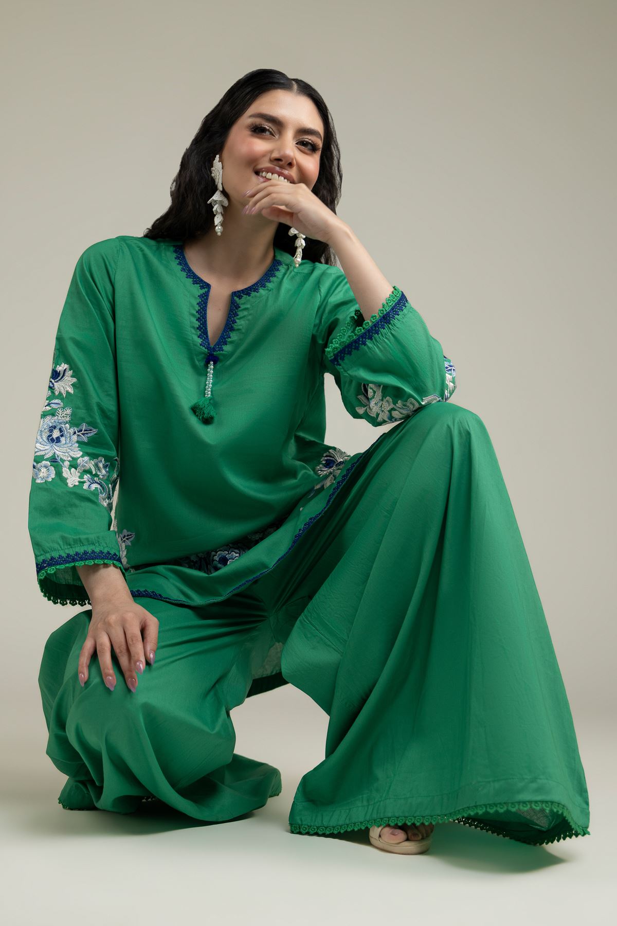 Embroidered Cambric Green Cambric Kurta - 25-08-12E8-09TB-VG
