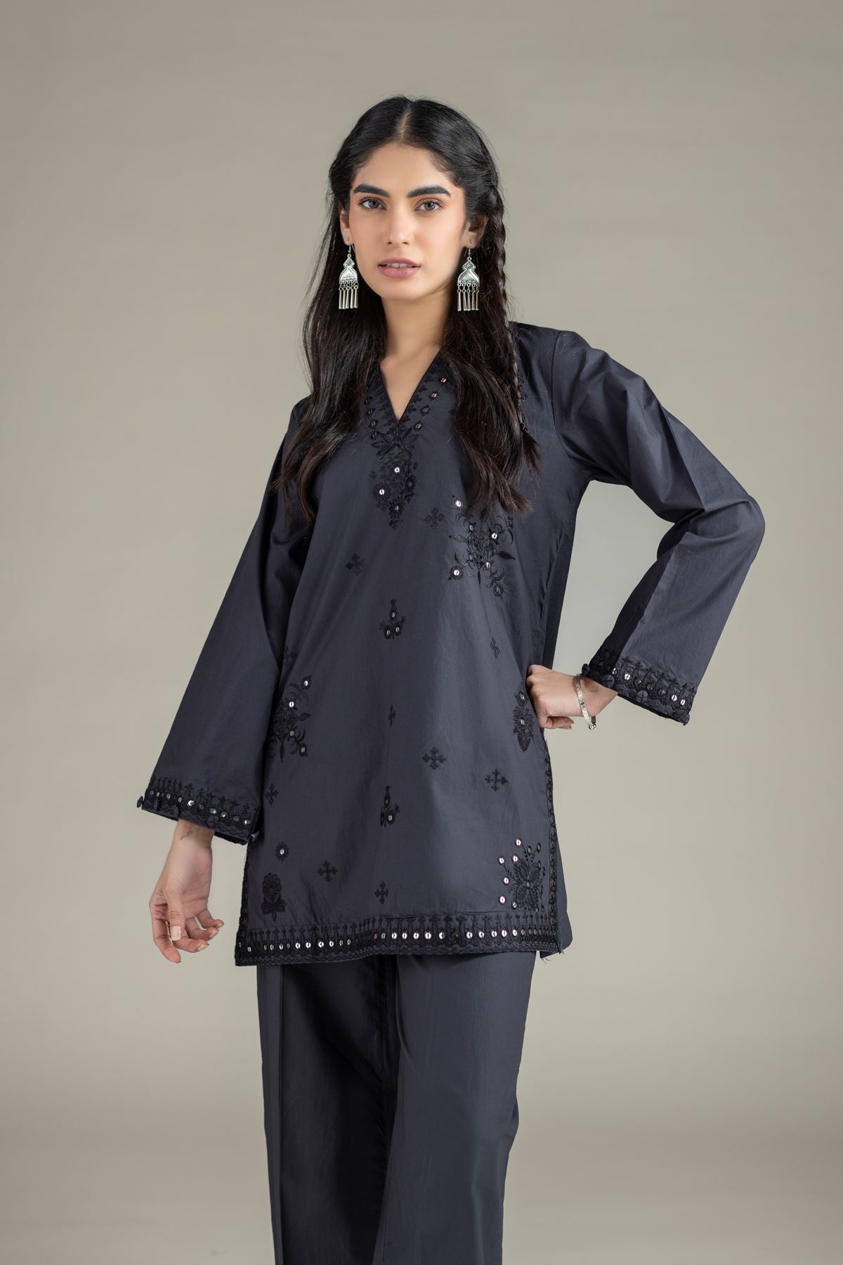 Embroidered Poplin Kurta - 25-10-12E4-05TA-VG