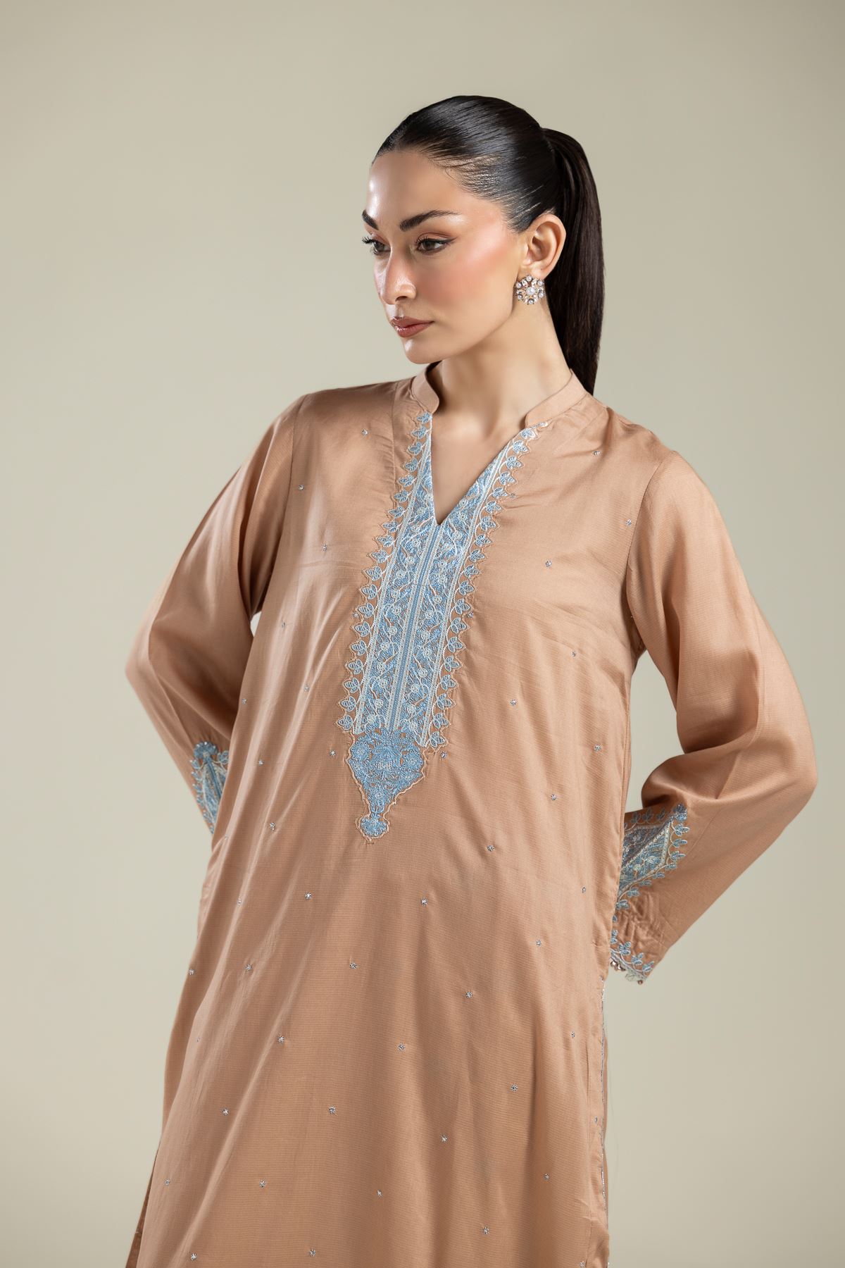 Embroidered Textured Weave Embroidered V-Neck Kurta - 2-26-202-A-E-VG