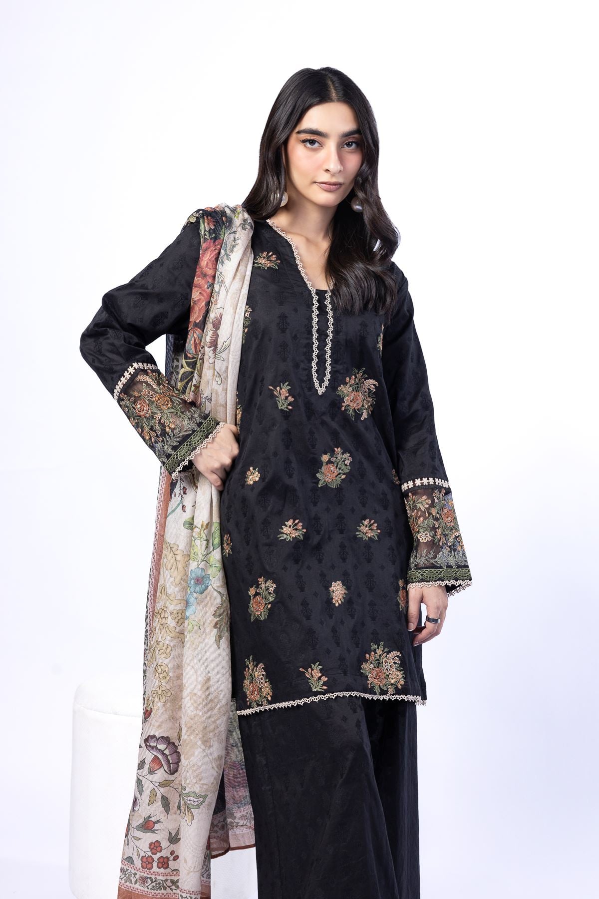 Embroidered Broshia Tailored 3 Piece - T-A33-26-110FJ1-VG