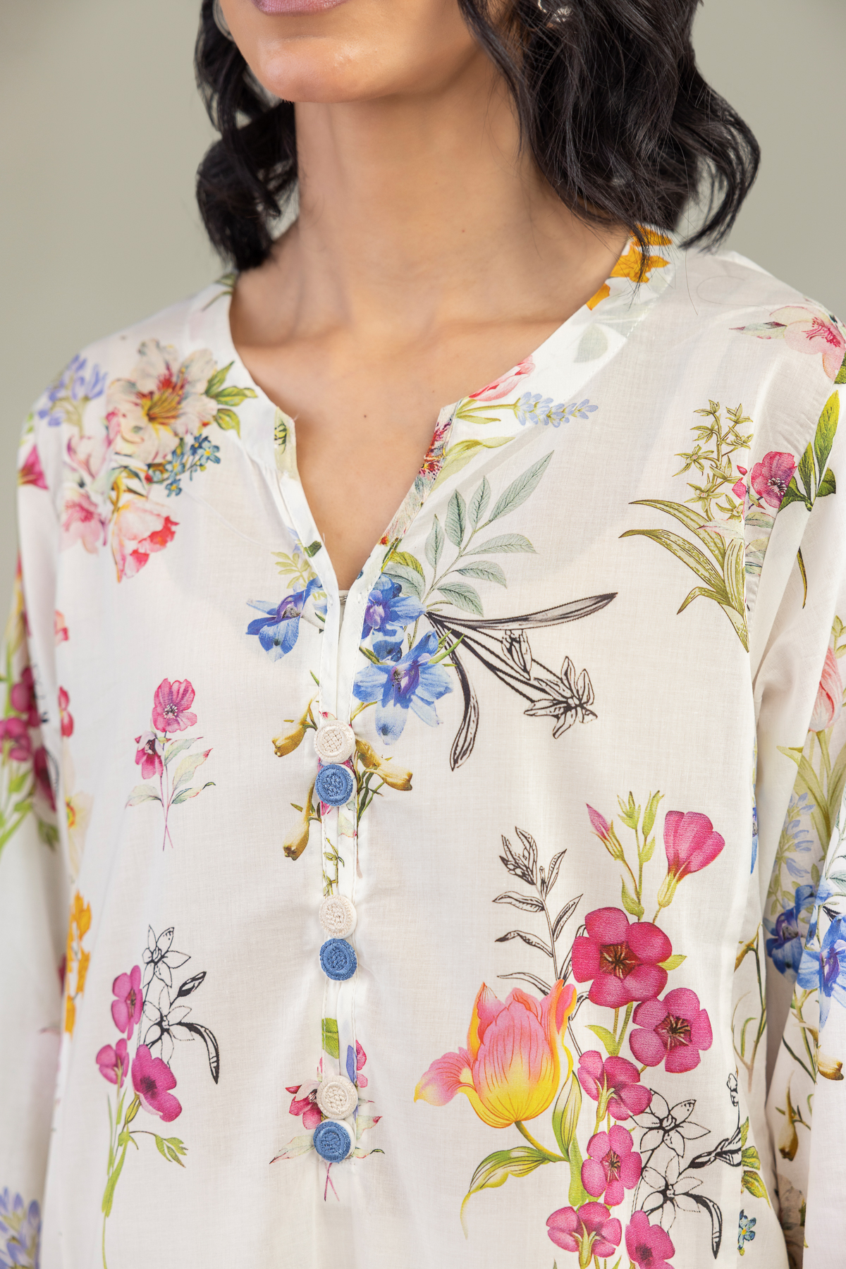 Embroidered Cambric Floral Longline Kurta - 1-26-240-A-I1-VG