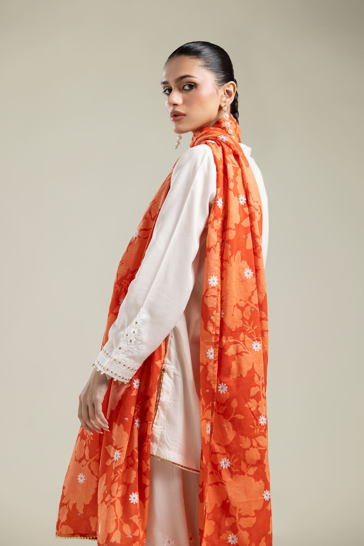 Embroidered Textured Weave Orange Floral Dupatta - 25-12-2E5-09TB-VG