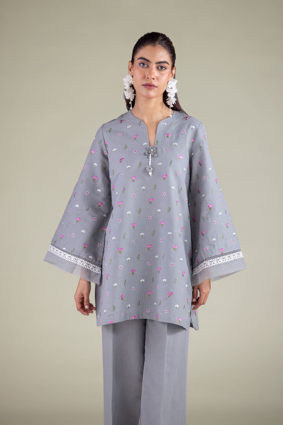 Embroidered Mesuri Floral V-Neck Kurta - 1-26-125-A-E-VG