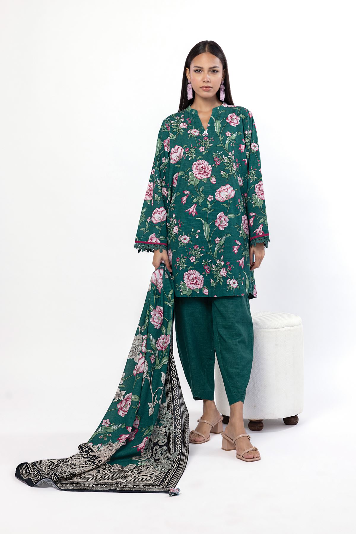 Printed Khaddar Fabrics 3 Piece - LKN72B-VG