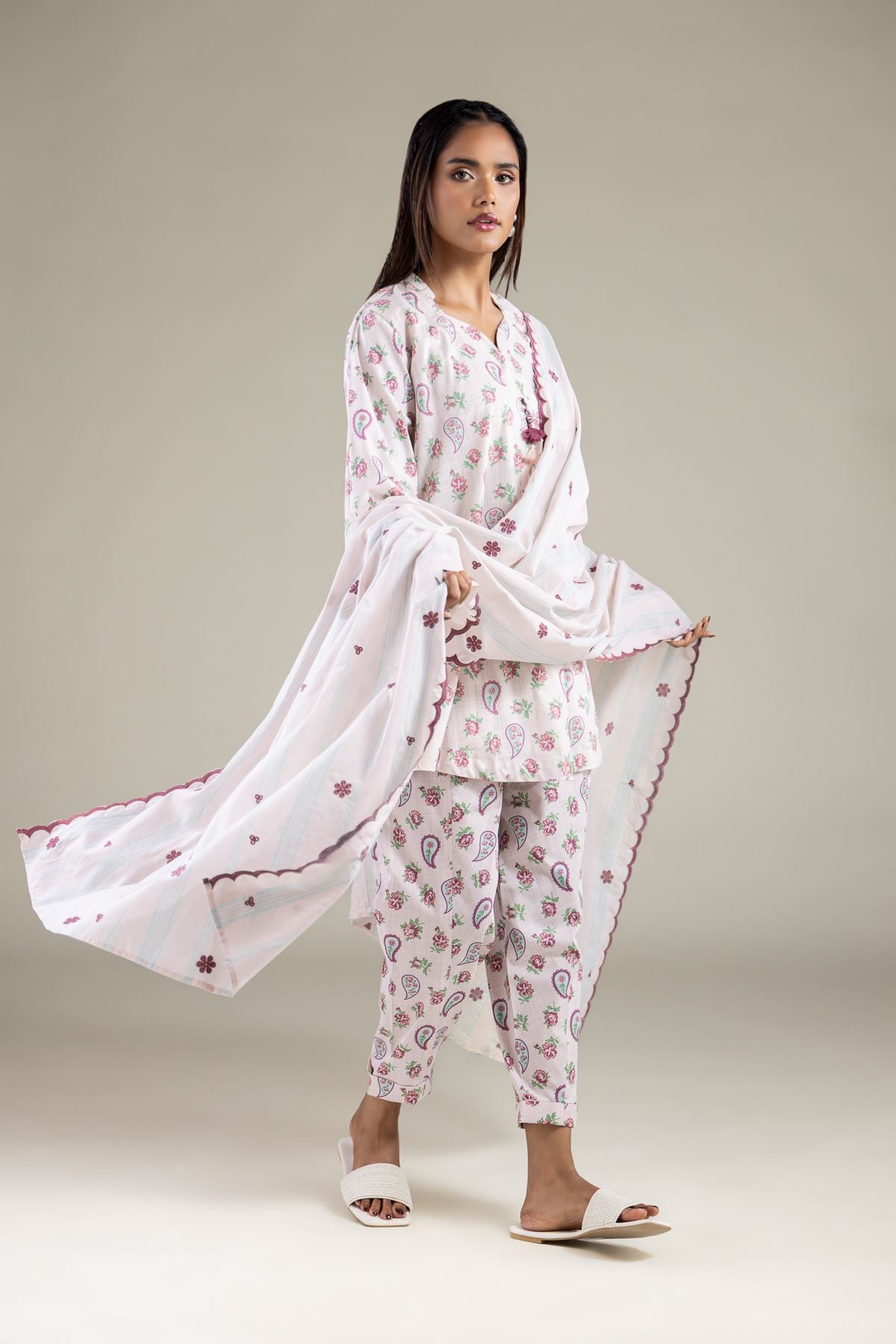Embroidered Textured Lawn Dupatta - 1-26-115-A-H-VG
