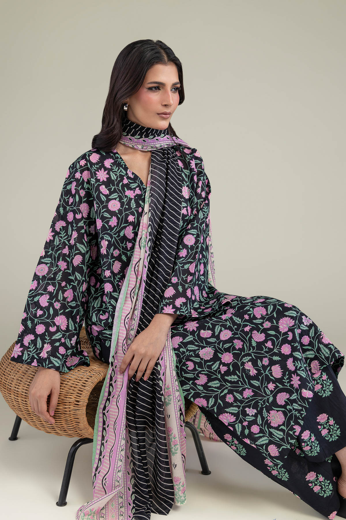 Printed Lawn Fabrics 3 Piece - T-A33-26-207FD1-VG
