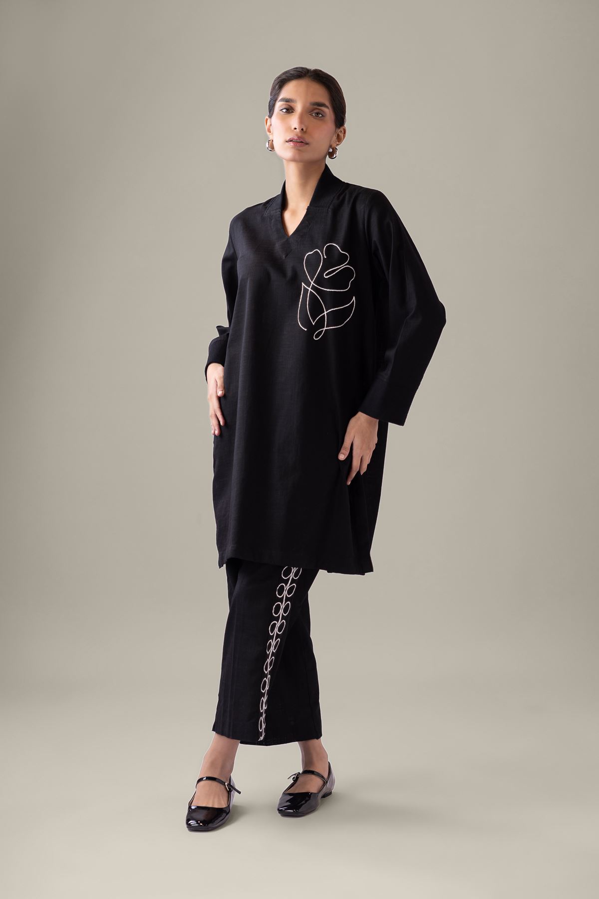 Embroidered Heavy Textured Cotton Kurta - 25-09-12E2-01TA-VG
