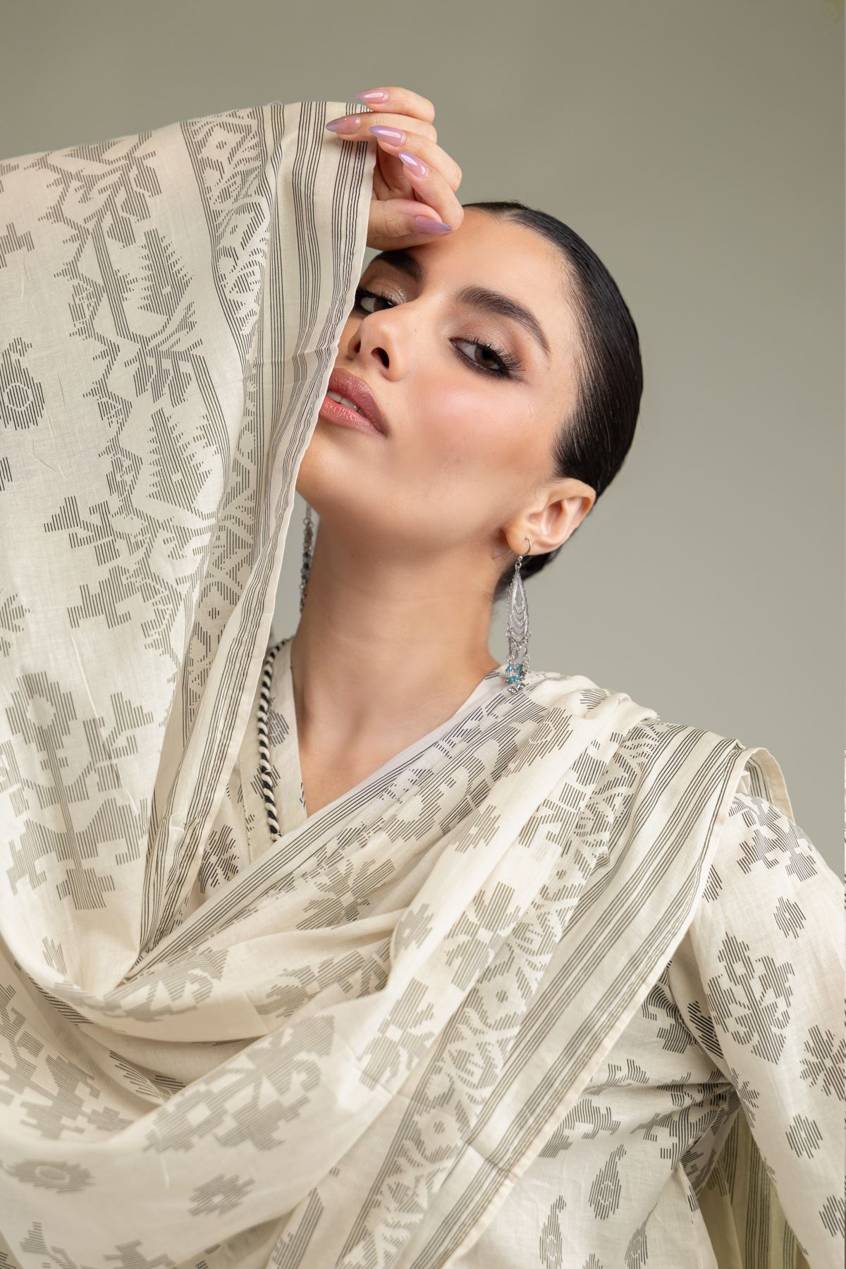 Embroidered Lawn Lawn Dupatta - 1-26-238-A-G1-VG