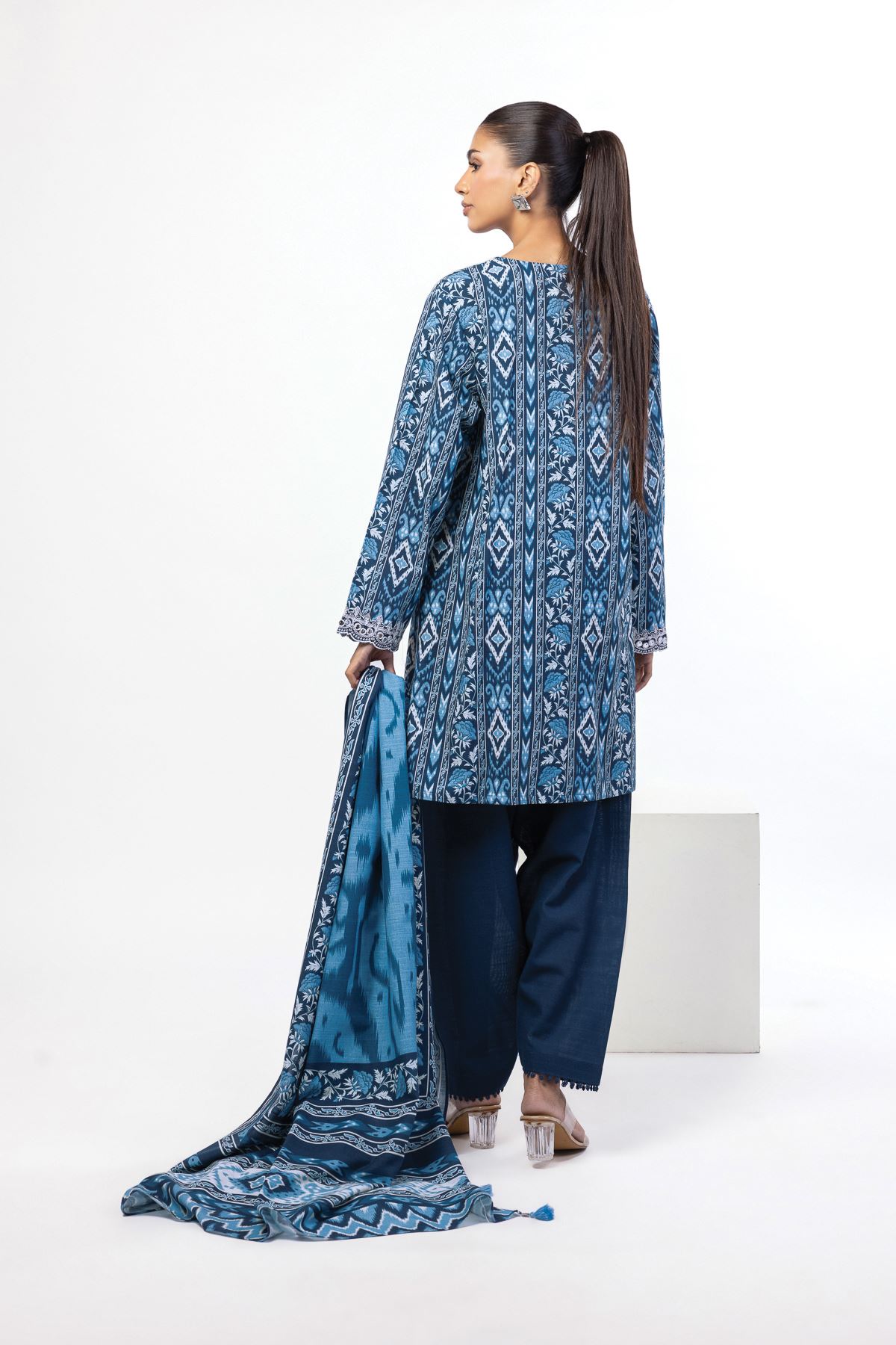 Embroidered Khaddar Fabrics 3 Piece - KN58A-VG