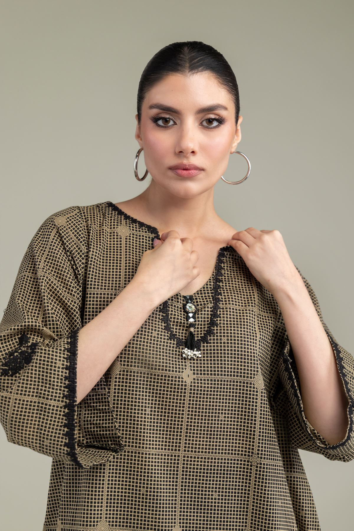 Embroidered Lawn Short Lawn Kurta - T-A33-26-112FG1-VG