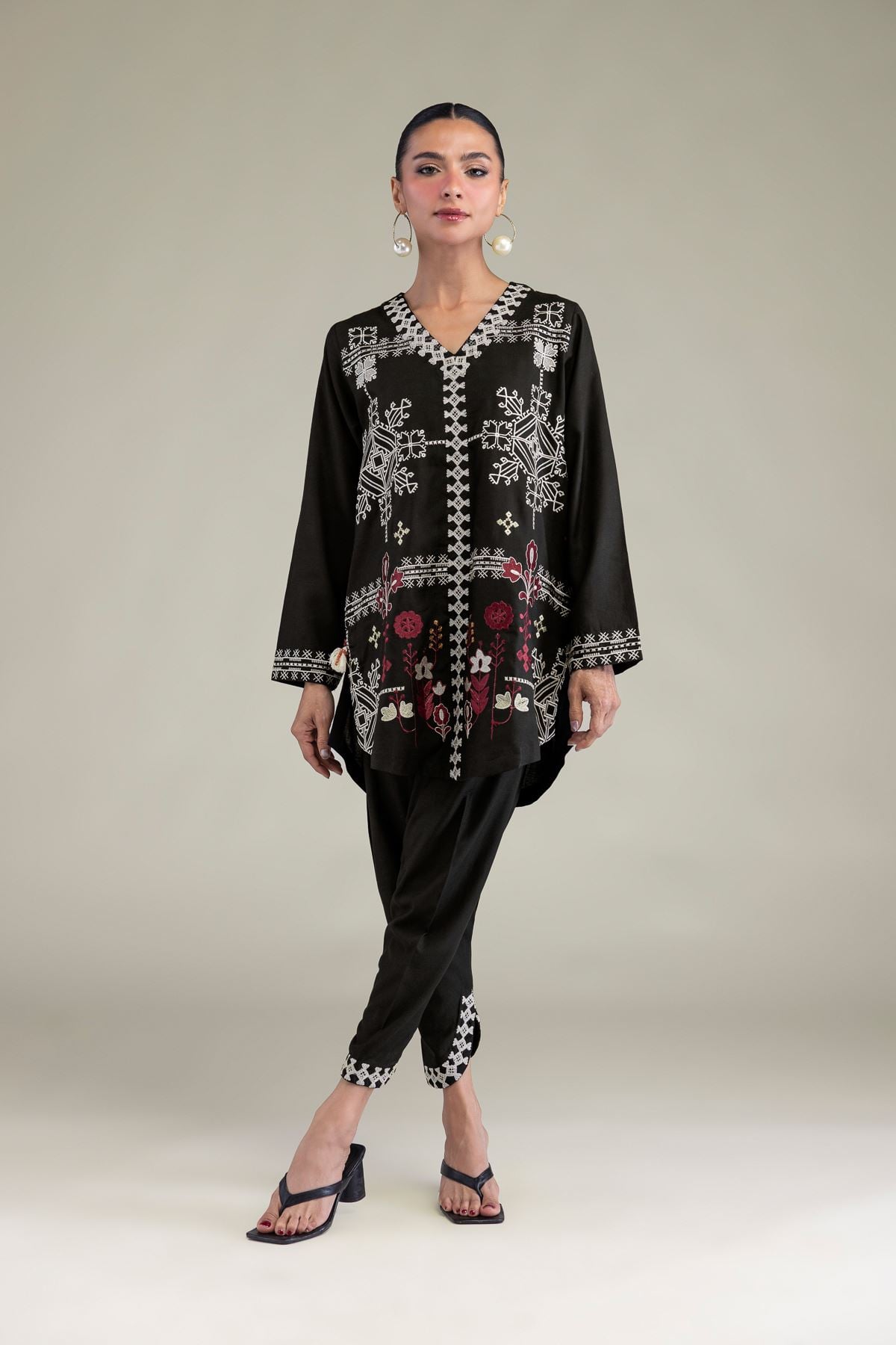 Embroidered Raw Silk Black Silk Shalwar - 2-26-202-A-B-VG