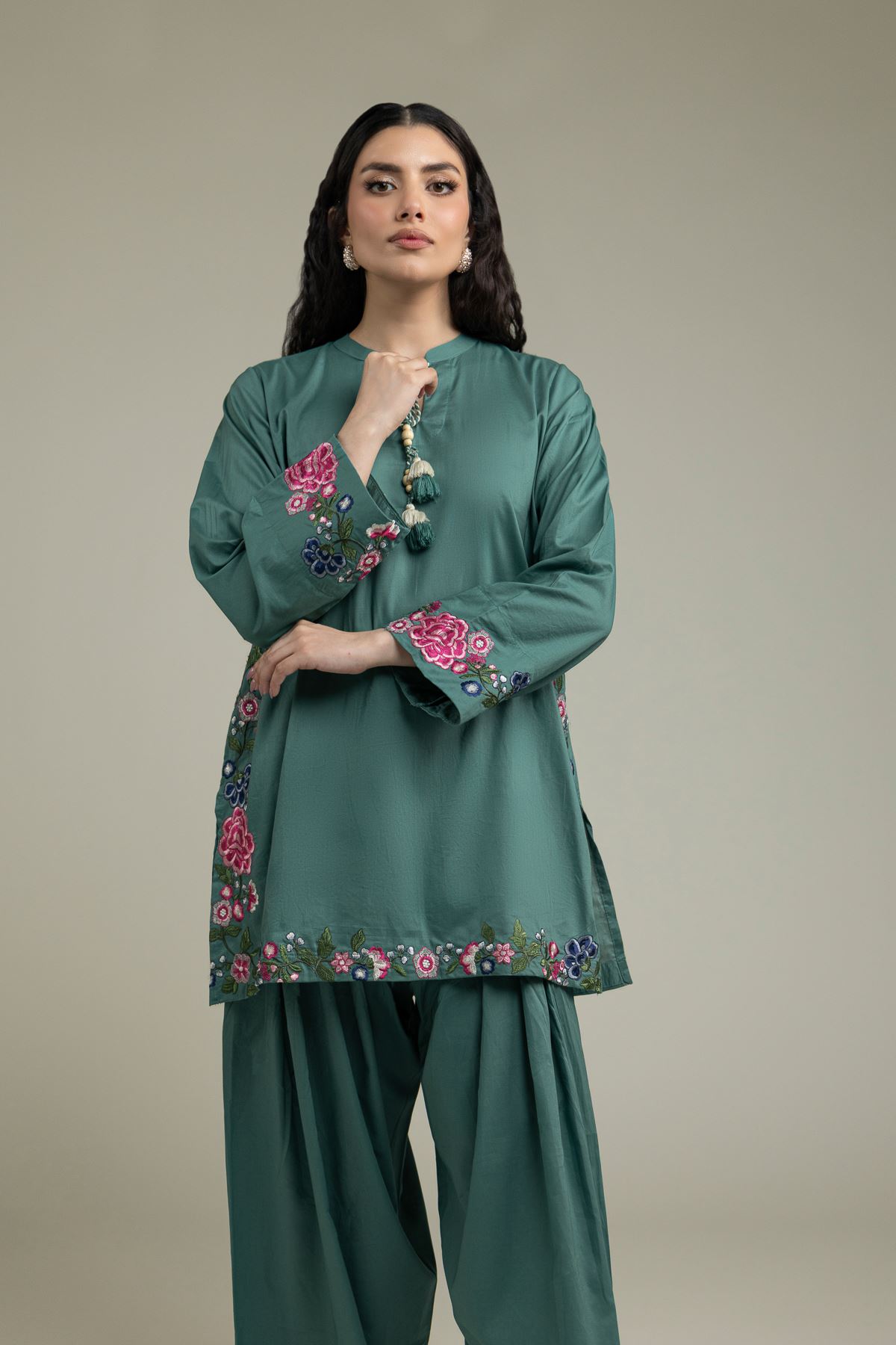 Embroidered Cambric Teal Floral Kurta - 1-26-231-A-F1-VG
