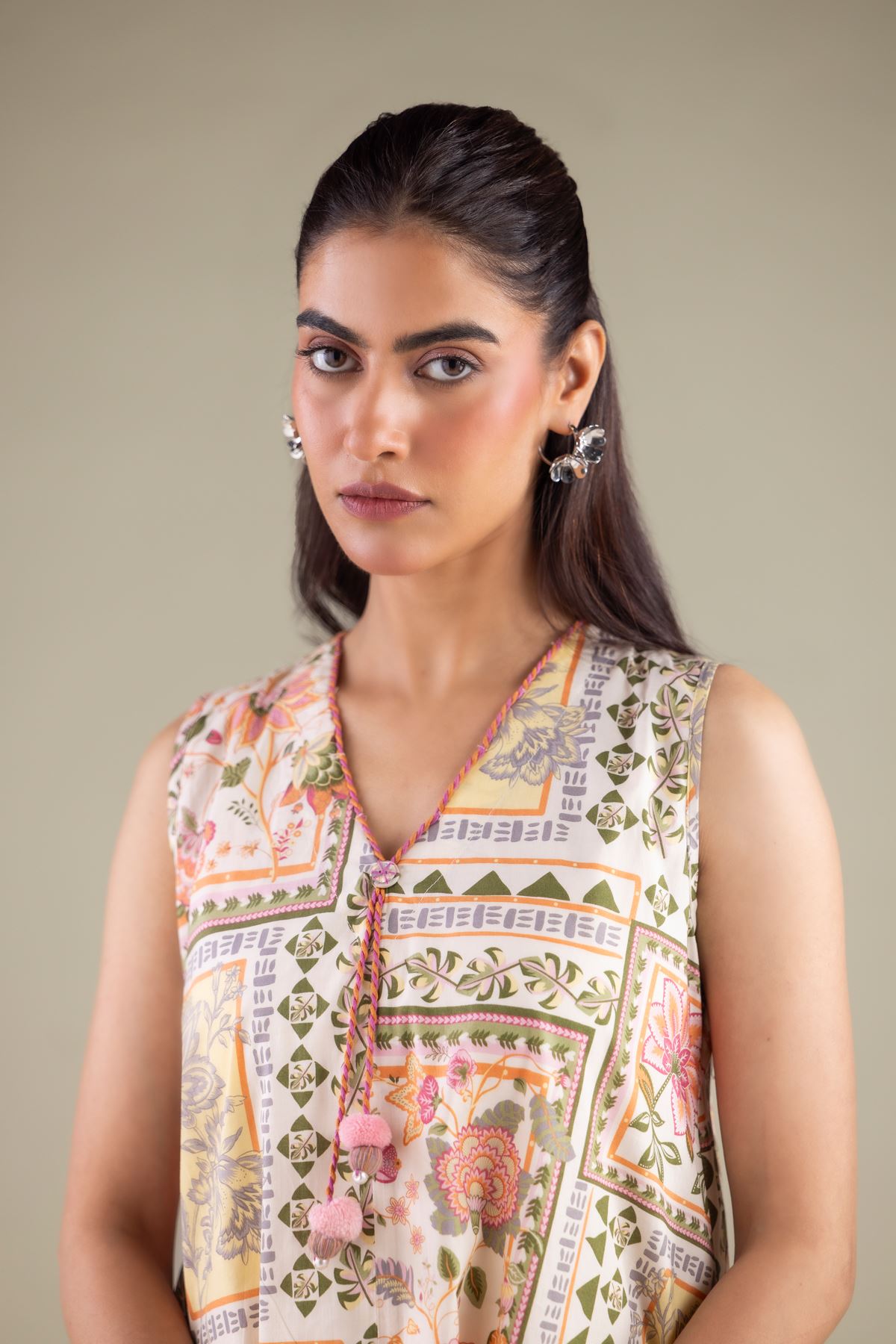 Printed Cambric Sleeveless Longline Kurta - 1-26-143-A-G-VG