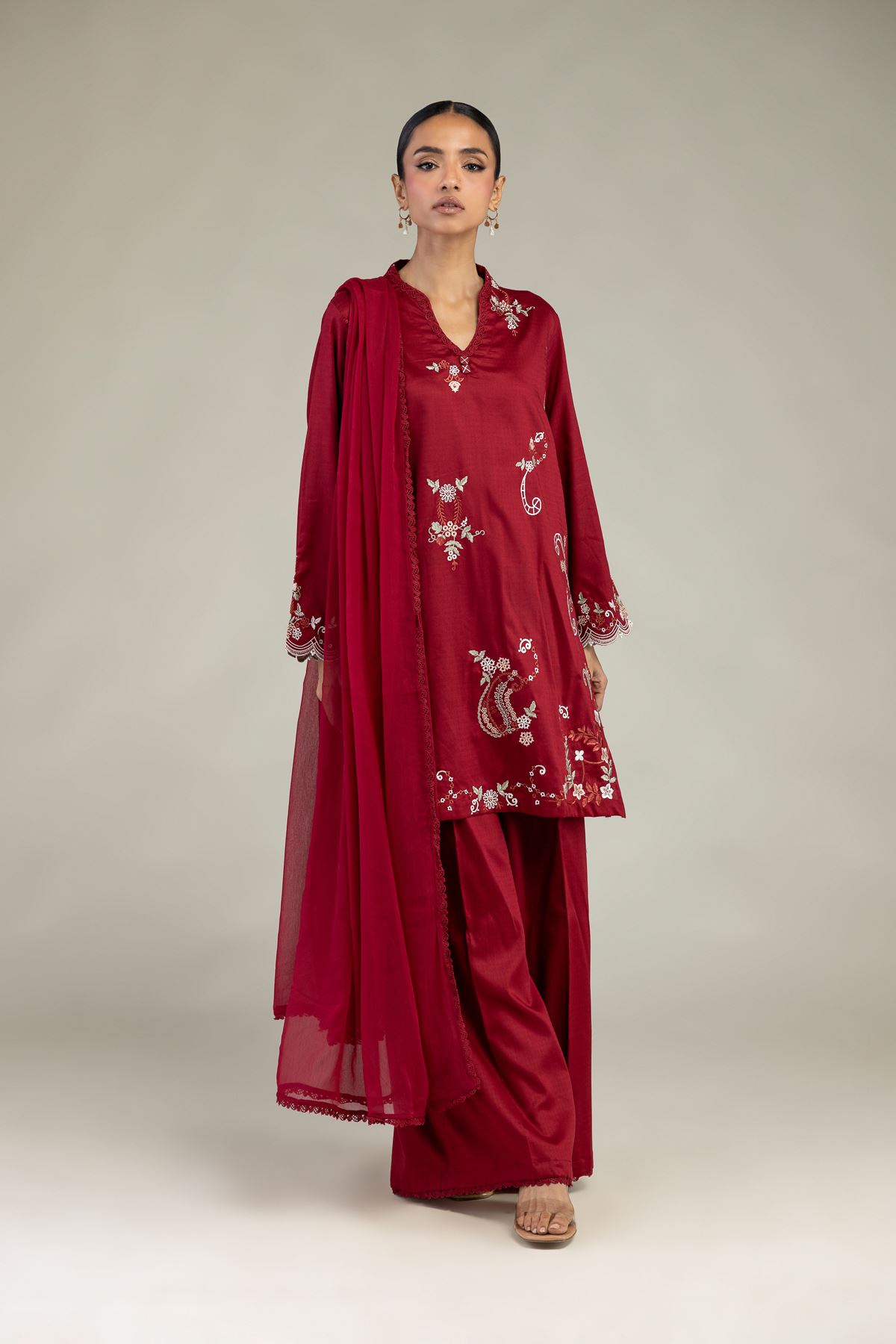 Embroidered Dobby Dobby Tailored 3-Piece - 2-26-308-A-G1-VG
