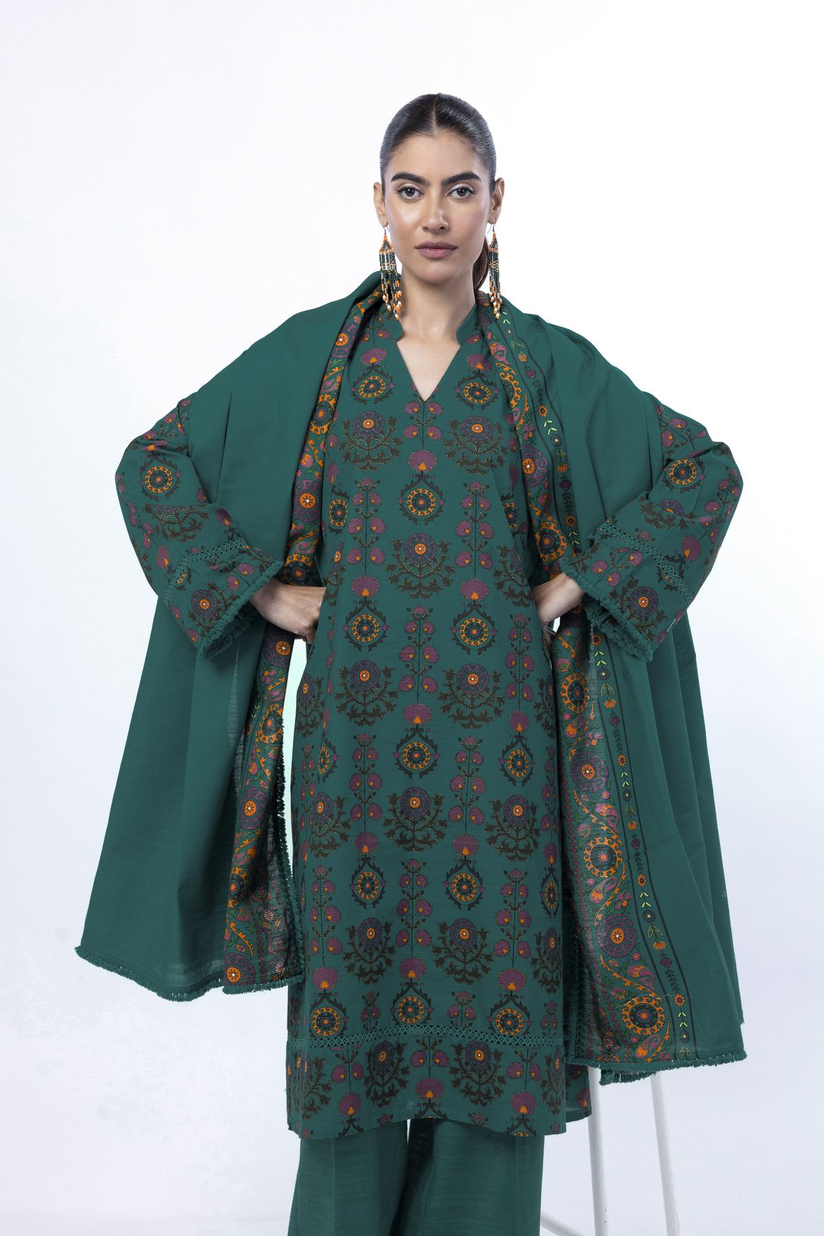 Printed Light Khaddar Fabrics 3 Piece - KW57A-VG