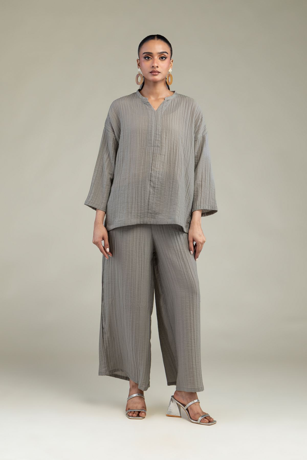 Dyed Blended Crinkle Crinkle V-Neck Blouse - 14-26-304-A-D1-VG