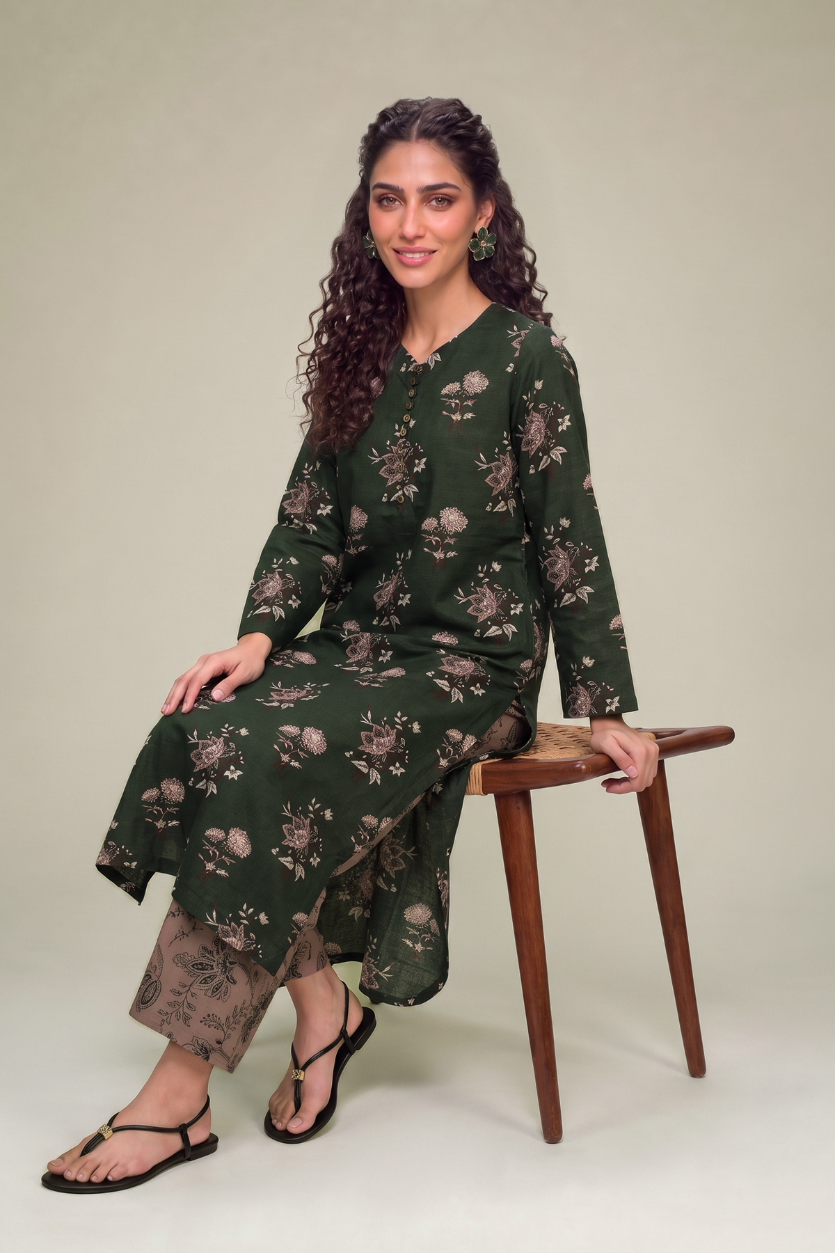 Printed Light Khaddar Longline Floral Kurta - 1-26-415-A-F2-VG