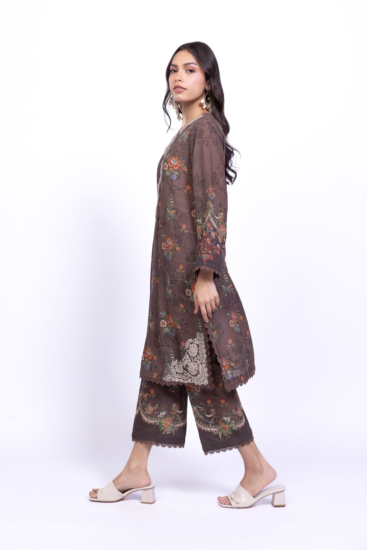 Printed Khaddar Pants - 1-26-102-A-F-VG