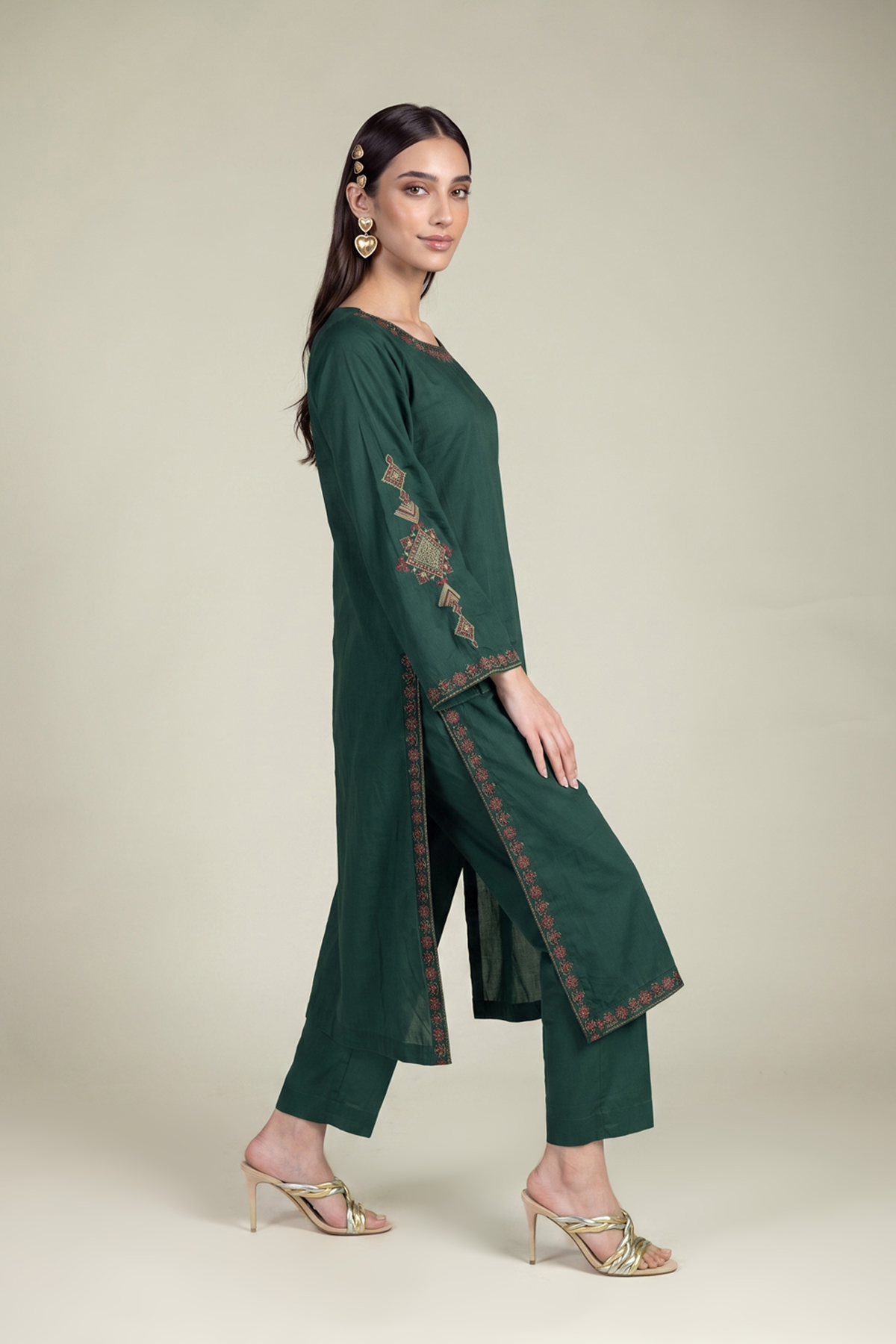 Embroidered Cambric Green Cambric Kurta - B1-2-26-106-A-C-VG