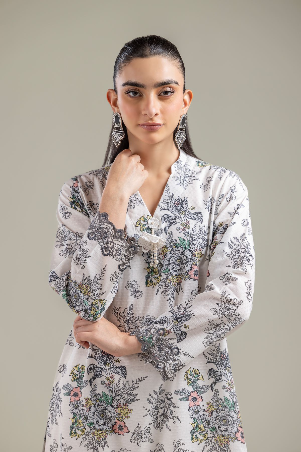 Embroidered Cotton Dobby White V-Neck Kurta - T-A33-26-102FA-VG