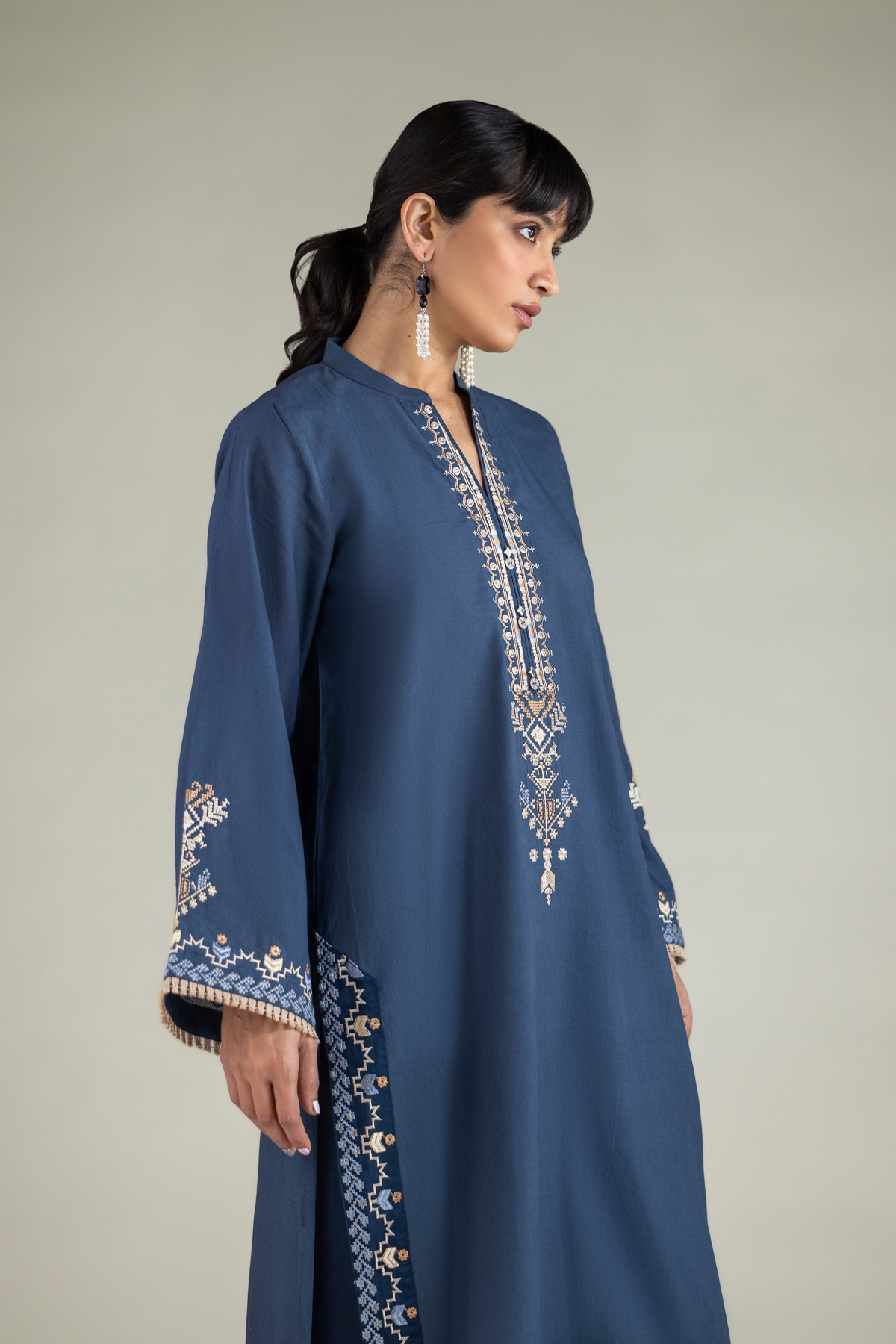 Embroidered Cambric Cambric Tailored Set - 2-26-204-A-A1-VG