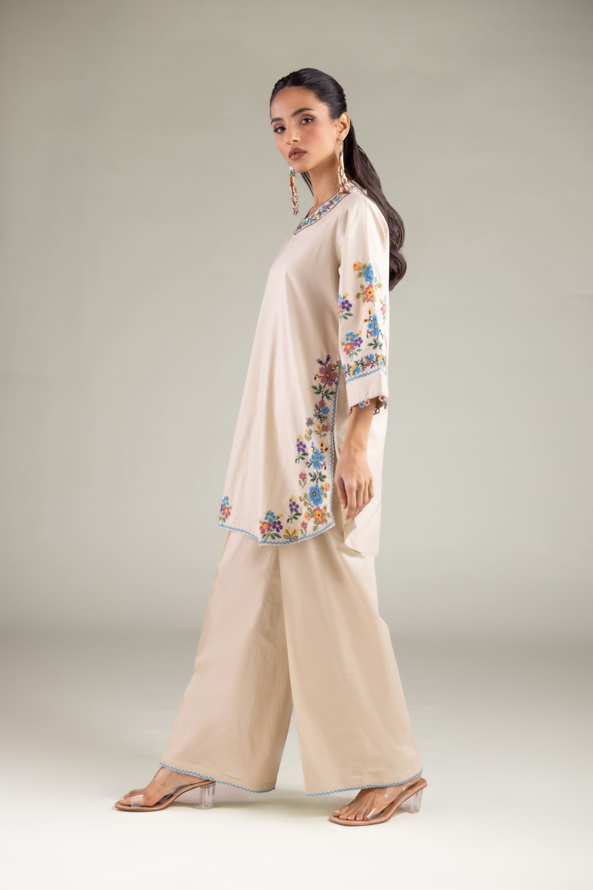 Embroidered Cambric Straight Relaxed Pants - 1-26-111-A-B-VG