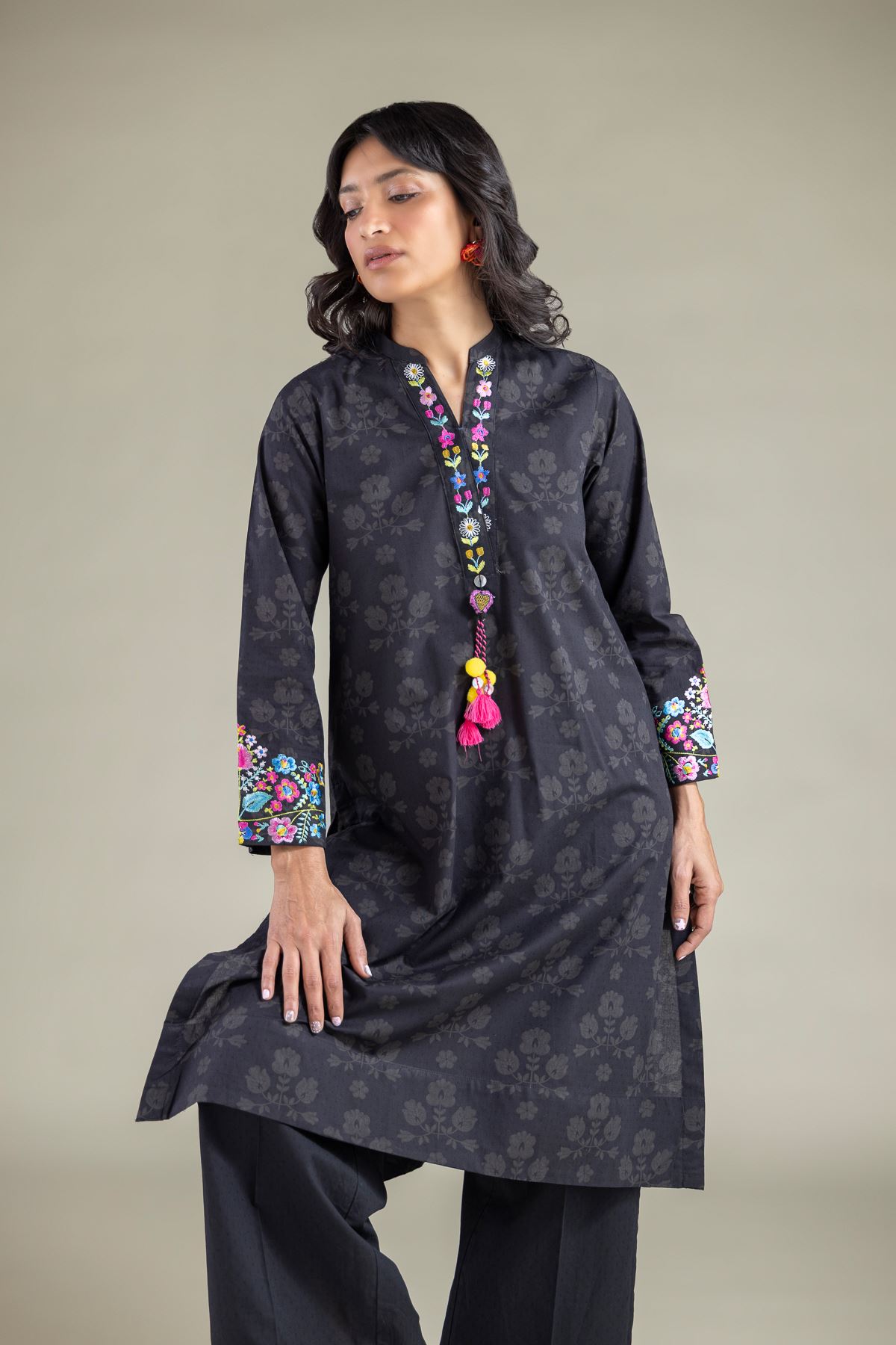 Embroidered Cotton Dobby Kurta - 1-26-108-A-F-VG
