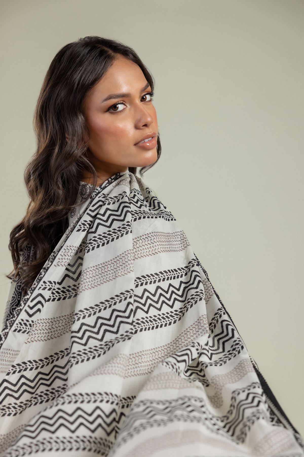 Printed Lawn Printed Lawn Dupatta - 1-26-201-C-B-VG