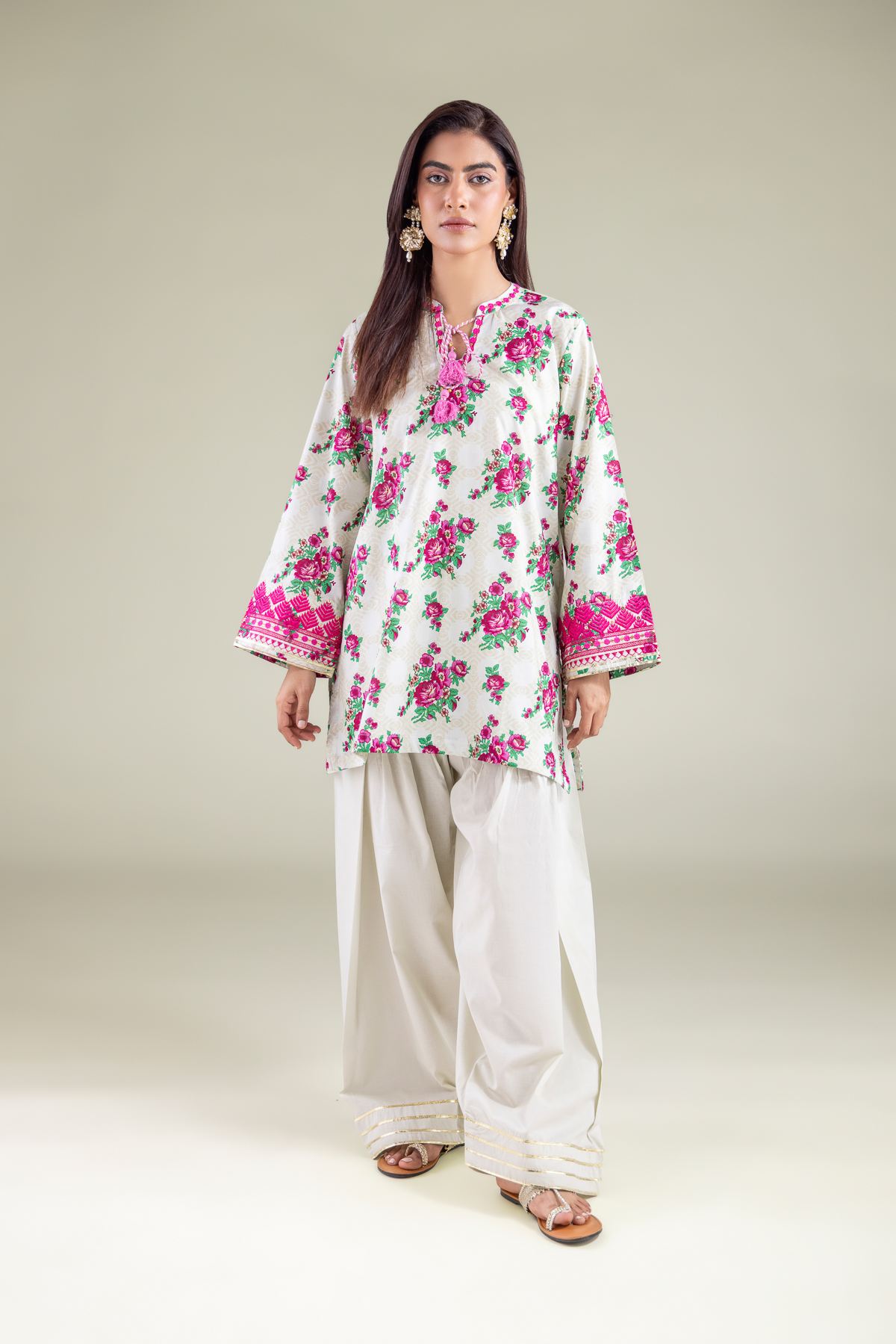 Embroidered Cambric Kurta - 1-26-125-A-C-VG